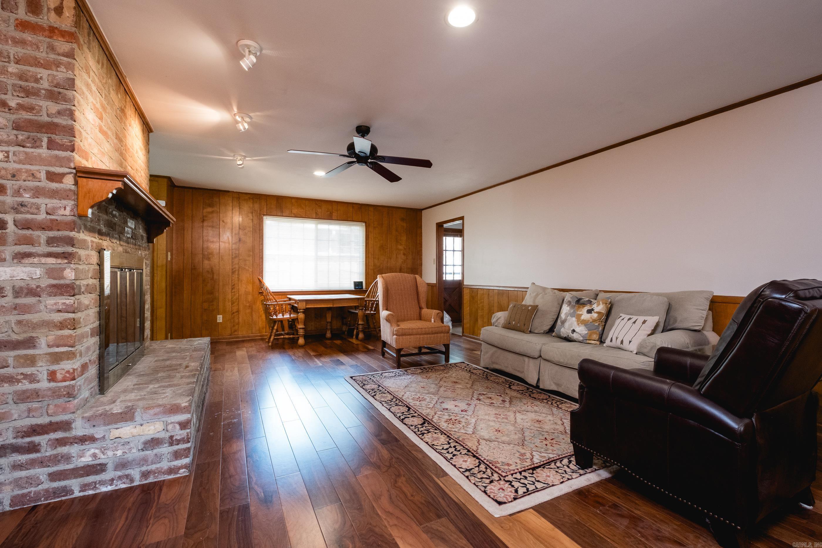 Leawood Heights - Residential