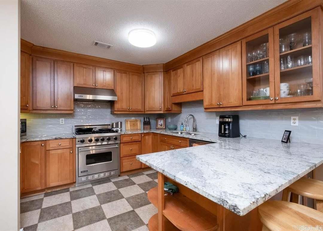 INDIAN HILLS - Residential