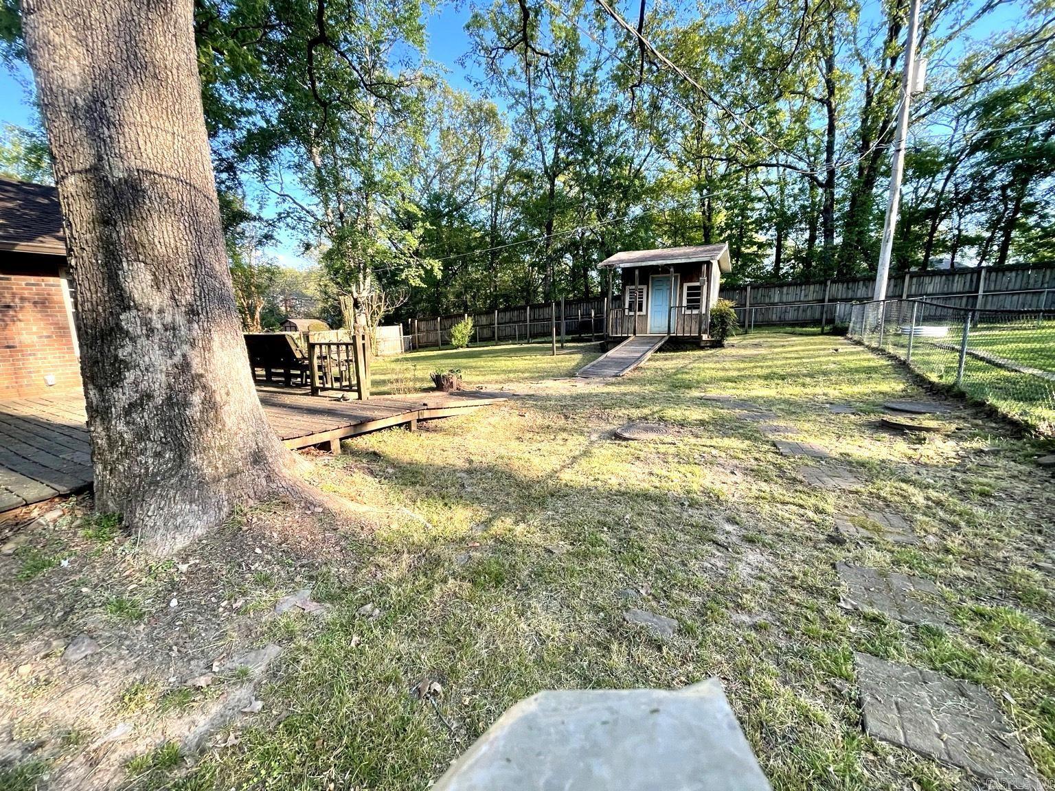 INDIAN HILLS - Residential