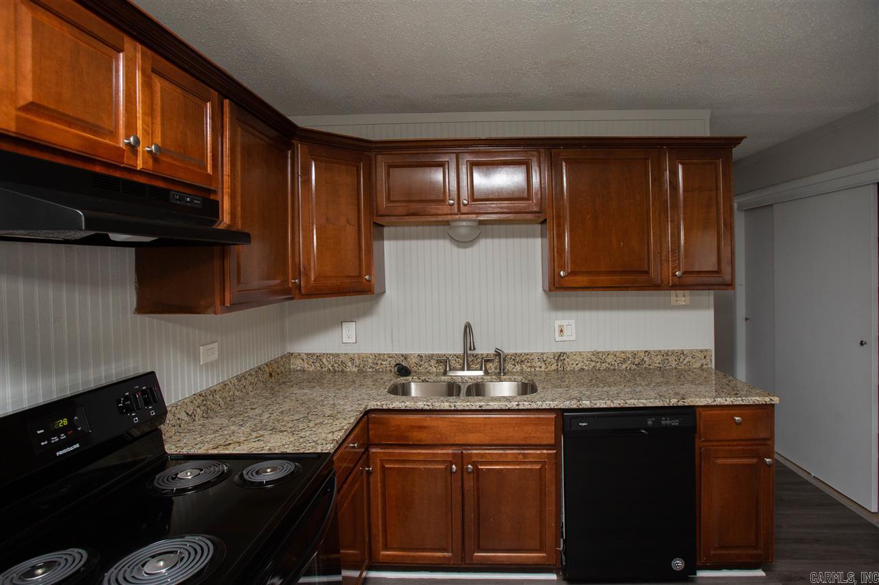 Meadow Park - Residential Lease