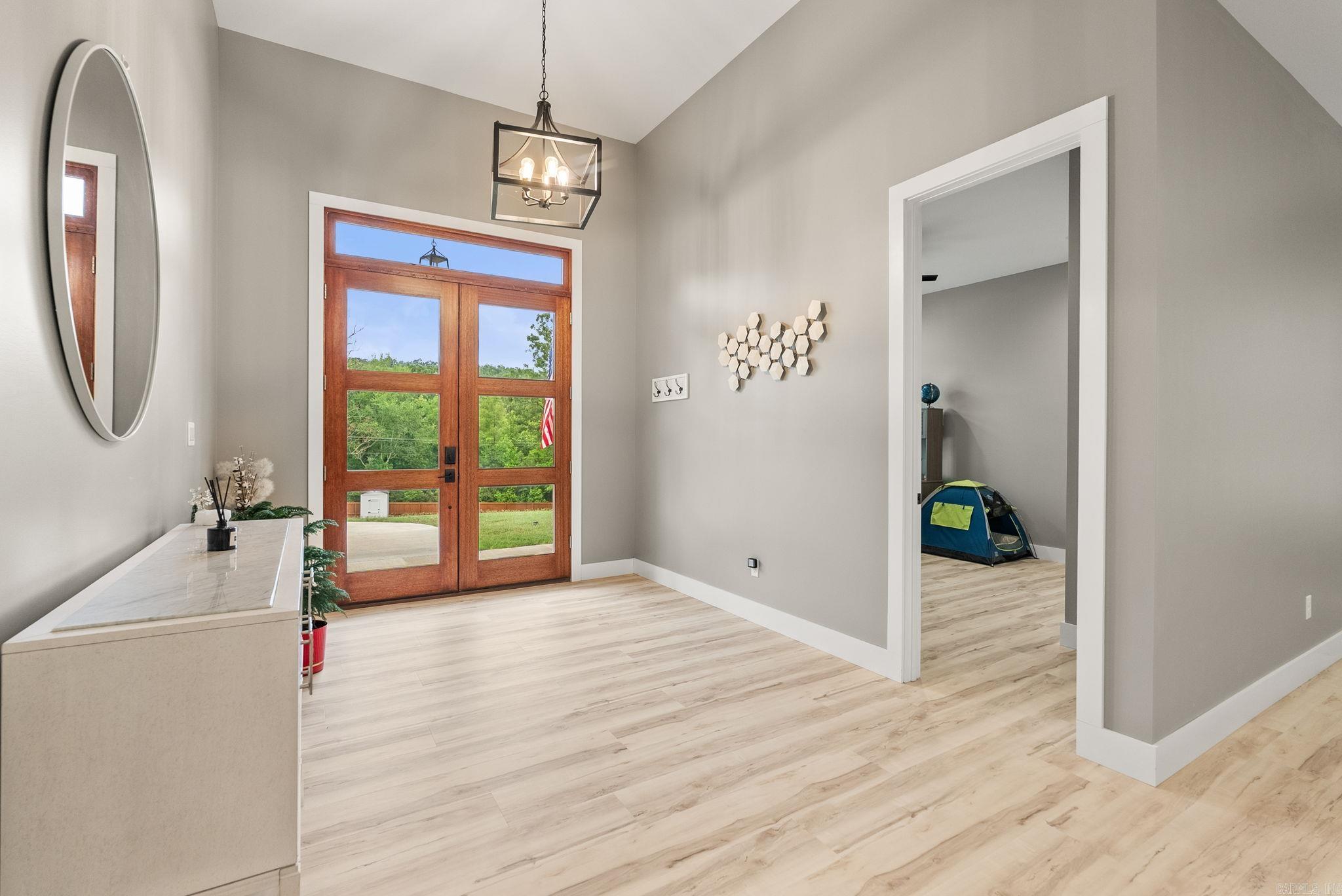 Metes & Bounds - Residential