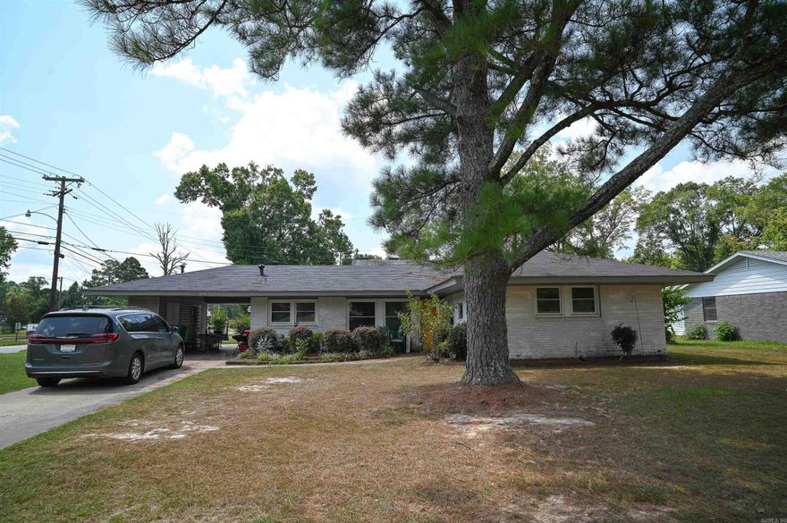 Well-Maintained white brick home on a corner! Move-in ready with double pane windows and water heater all under 5 years old. Enjoy a fenced backyard, separate storage building, and included generator for peace of mind. Agents see remarks!!