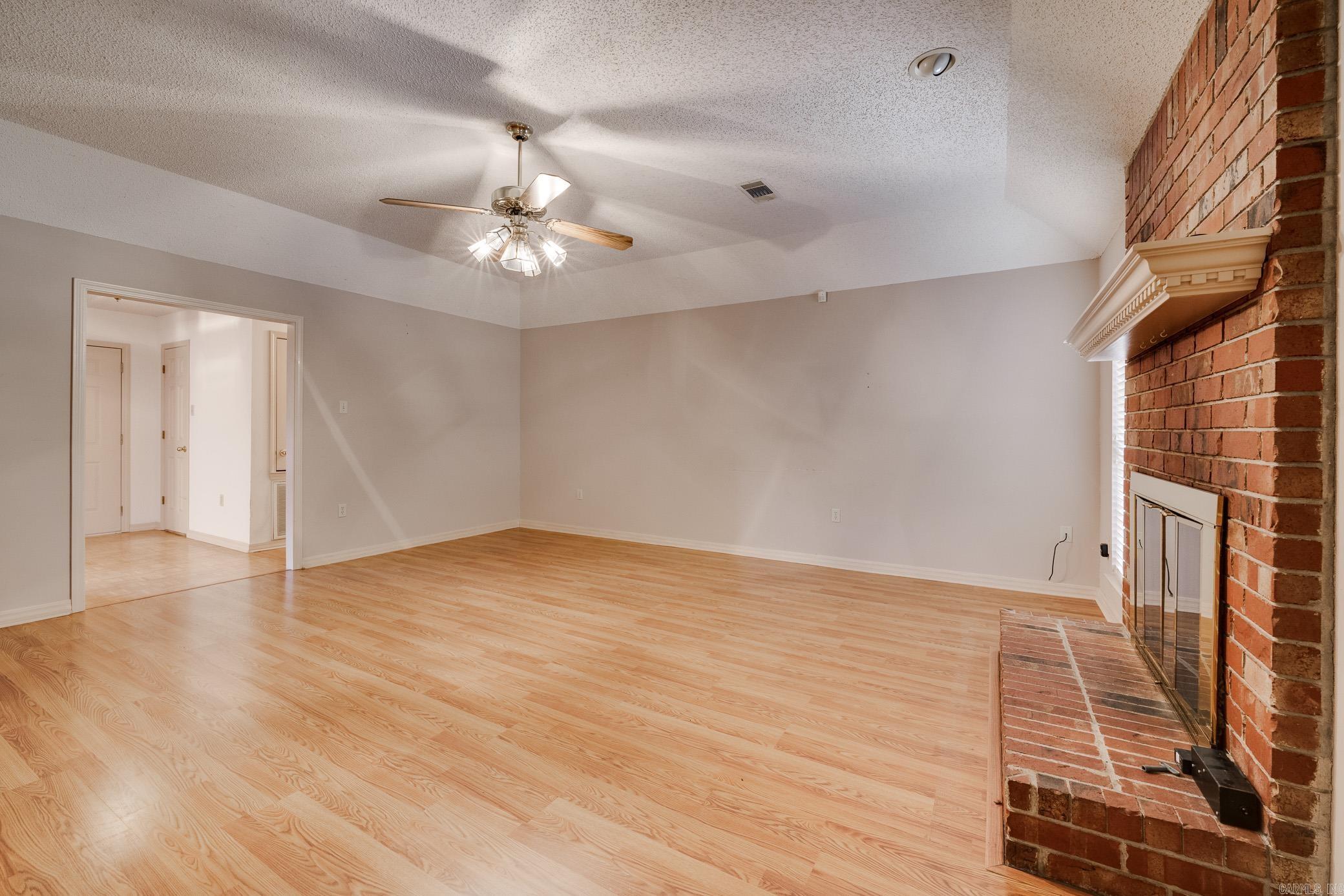 PLEASANT VALLEY - Residential