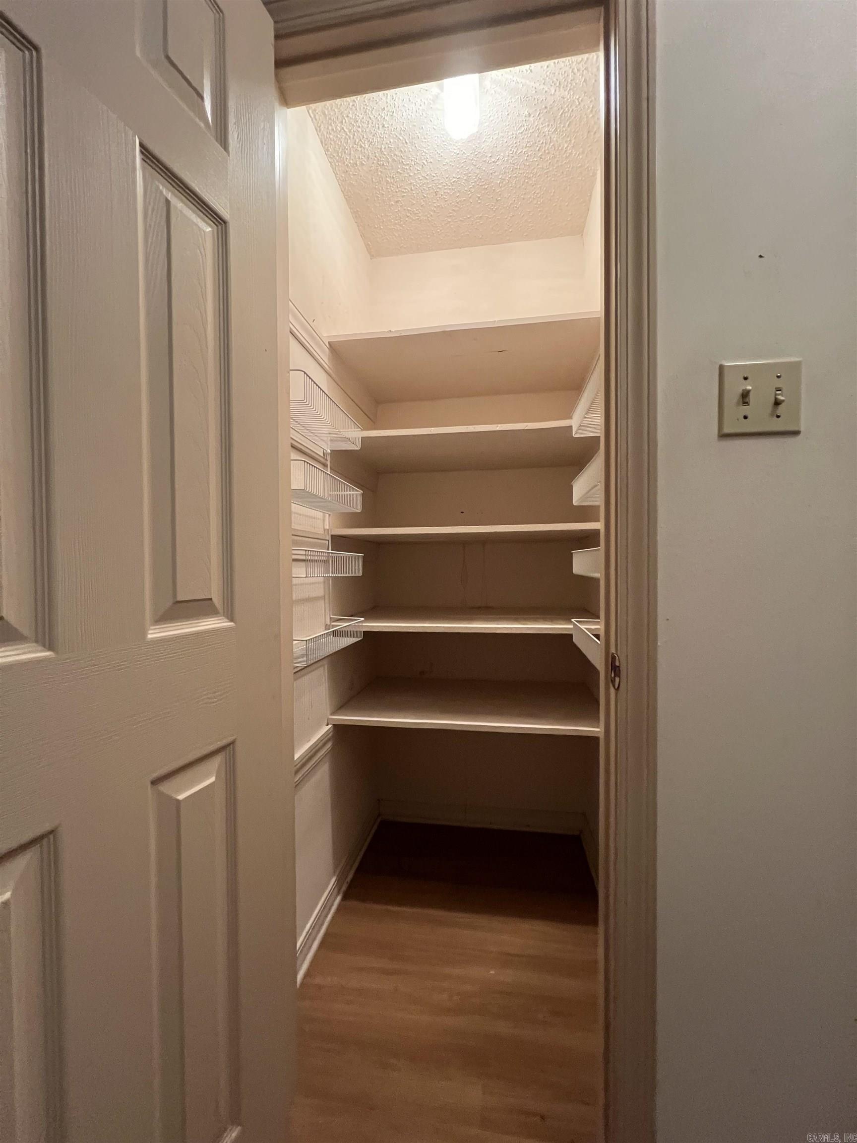 PLEASANT VALLEY - Residential