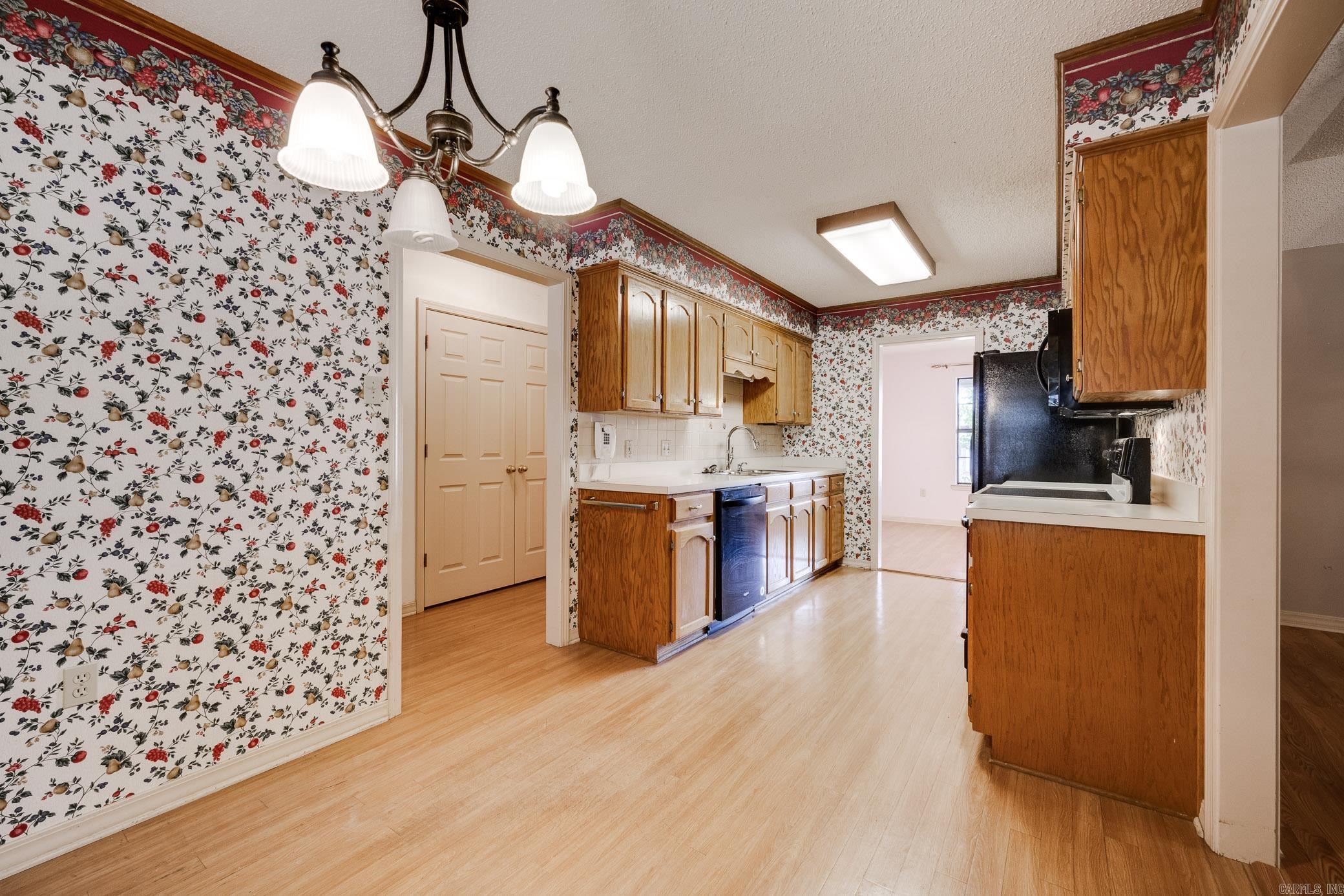 PLEASANT VALLEY - Residential