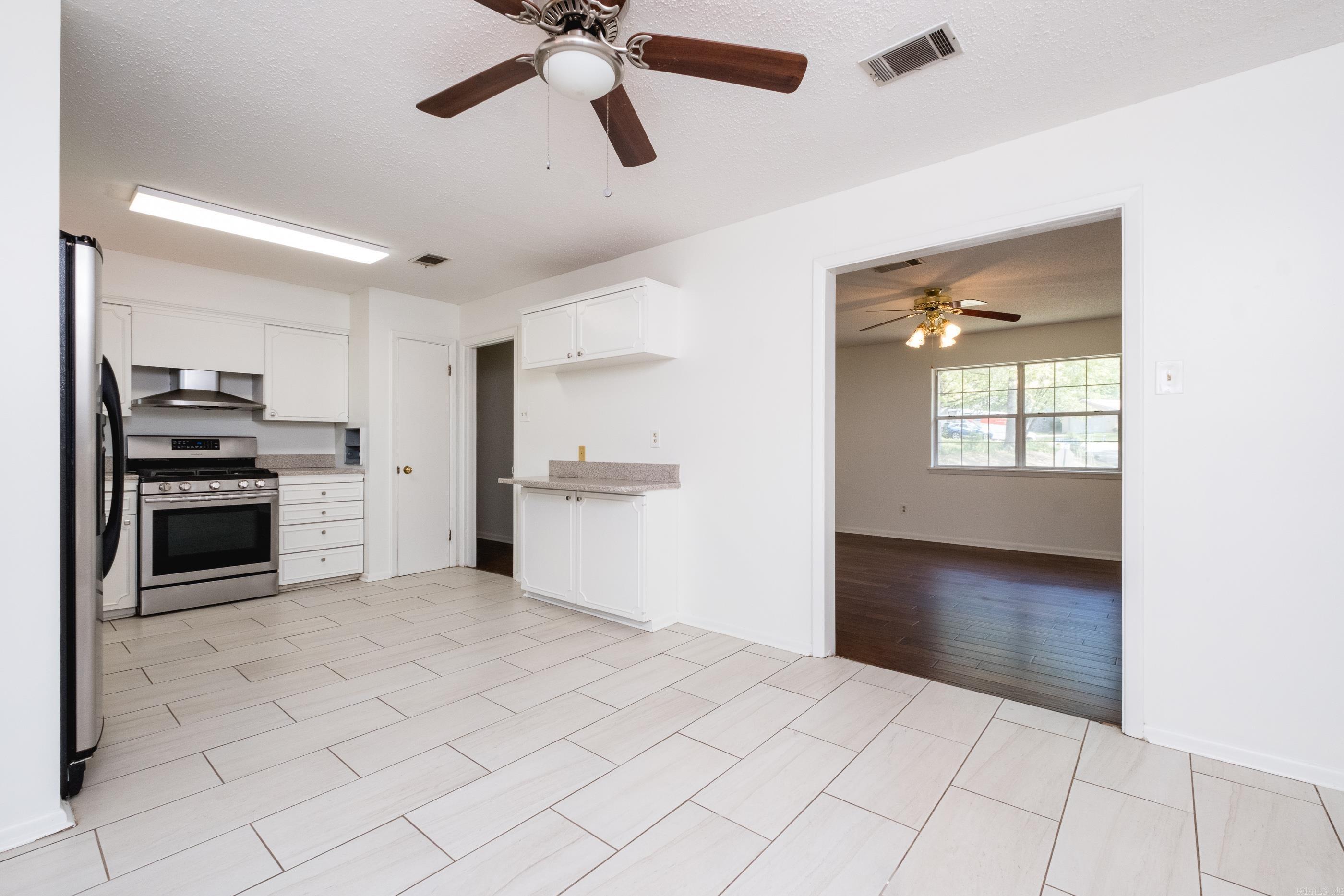 COLONY WEST - Residential