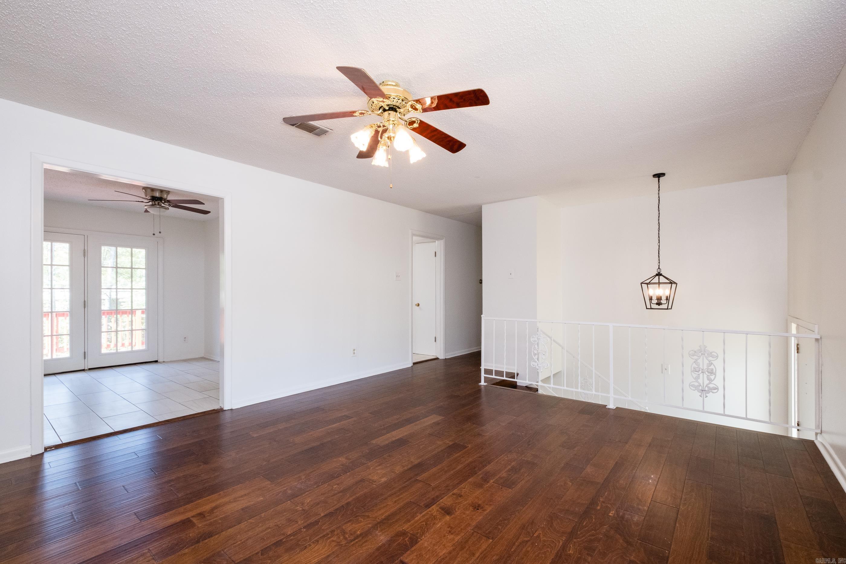 COLONY WEST - Residential