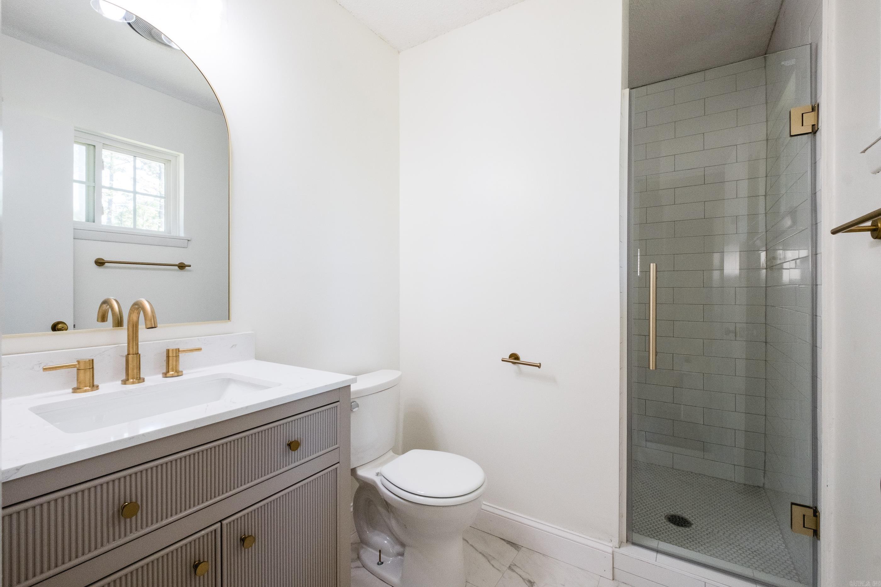 COLONY WEST - Residential