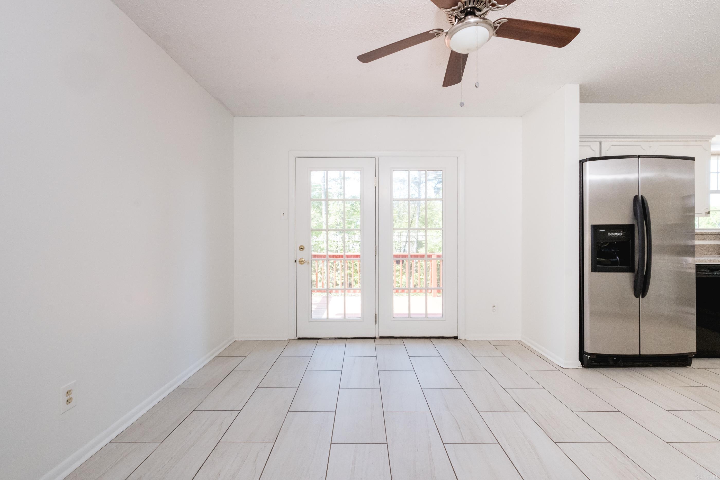 COLONY WEST - Residential