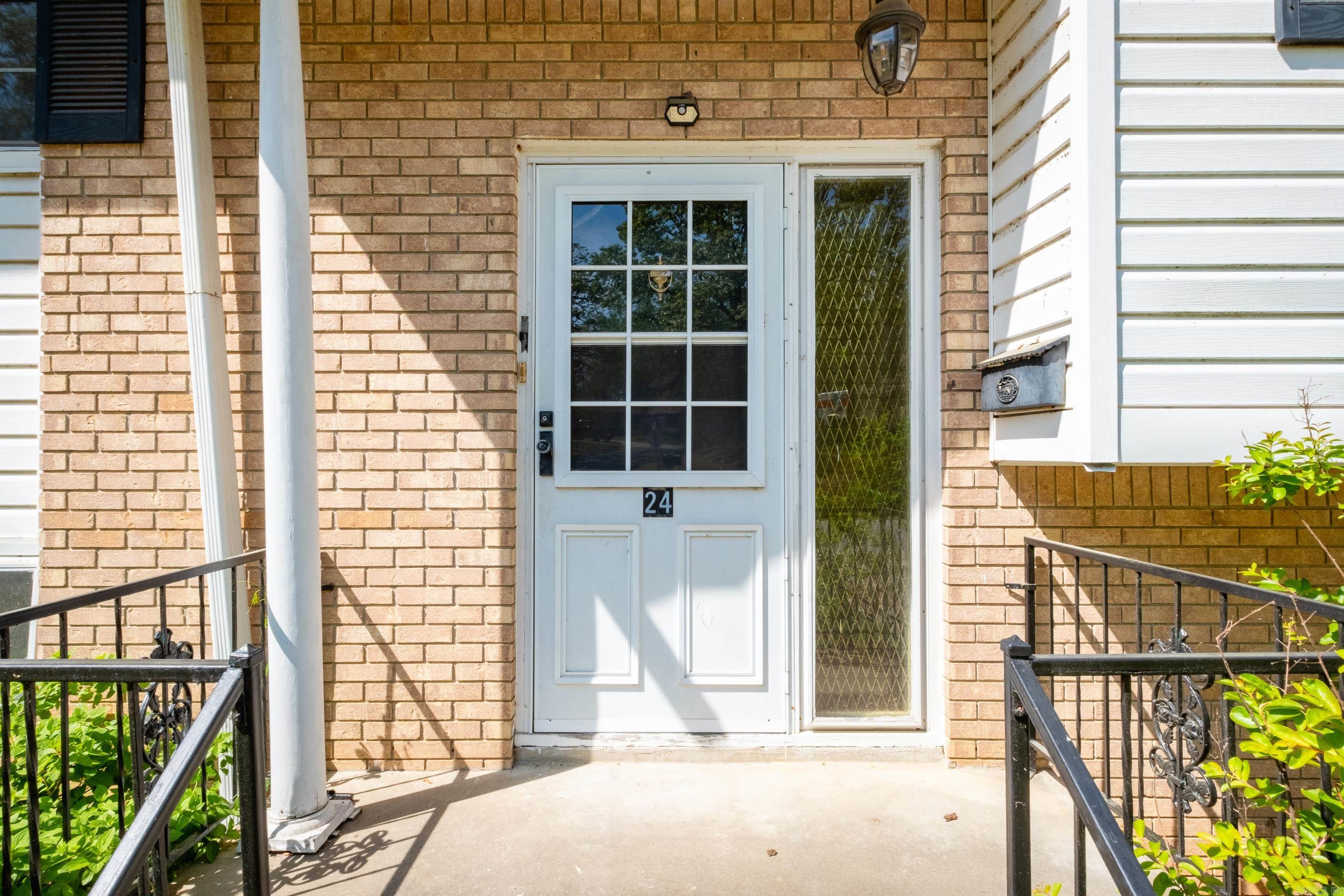 COLONY WEST - Residential