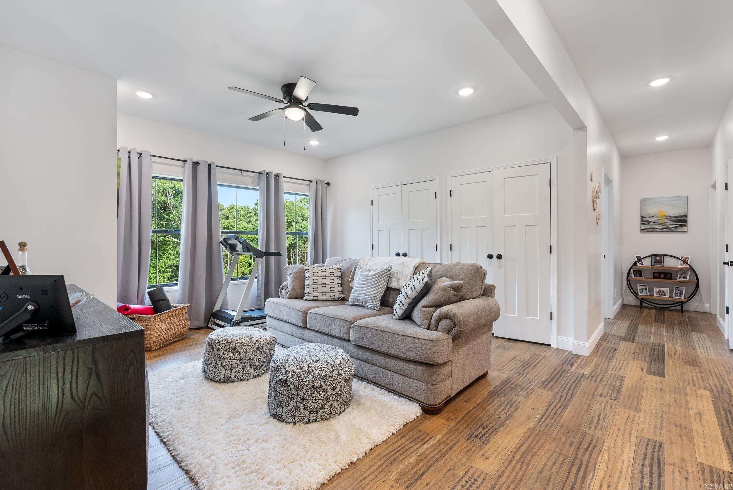 ARKANSAS HGTS - Residential