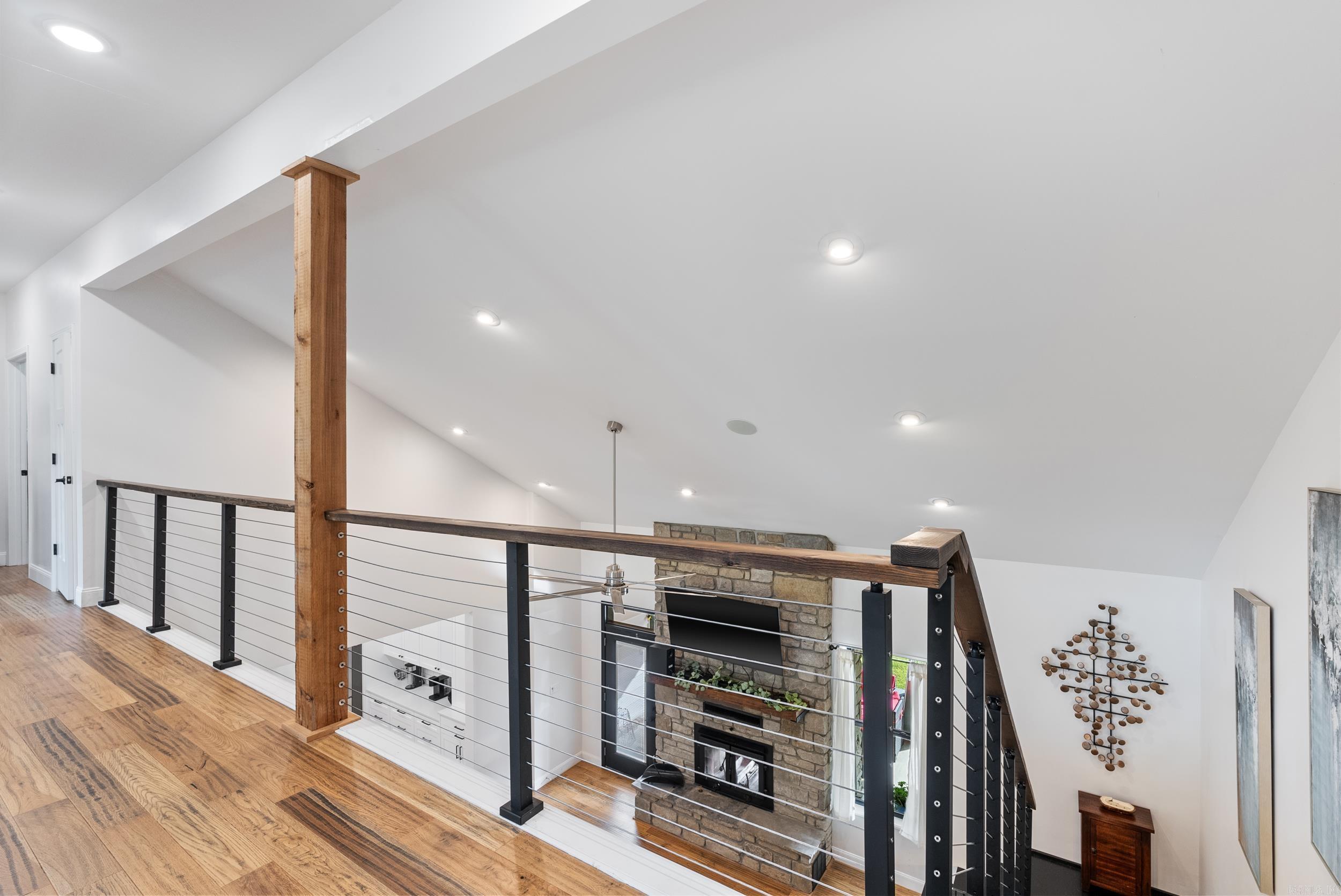 ARKANSAS HGTS - Residential