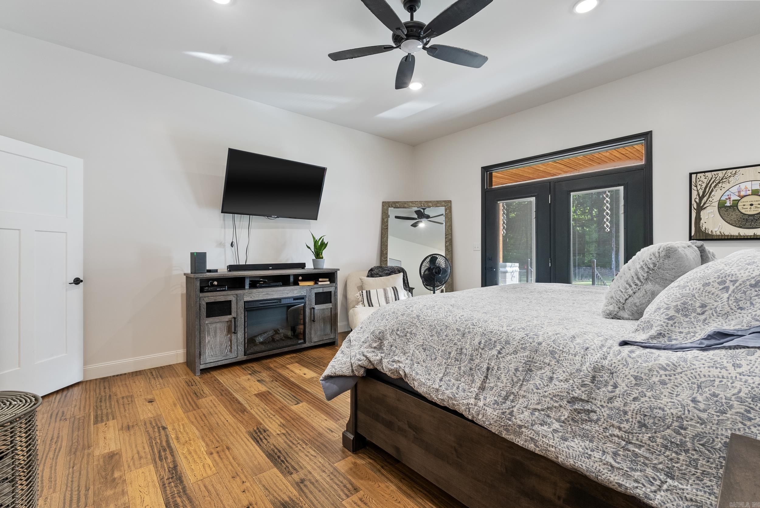 ARKANSAS HGTS - Residential