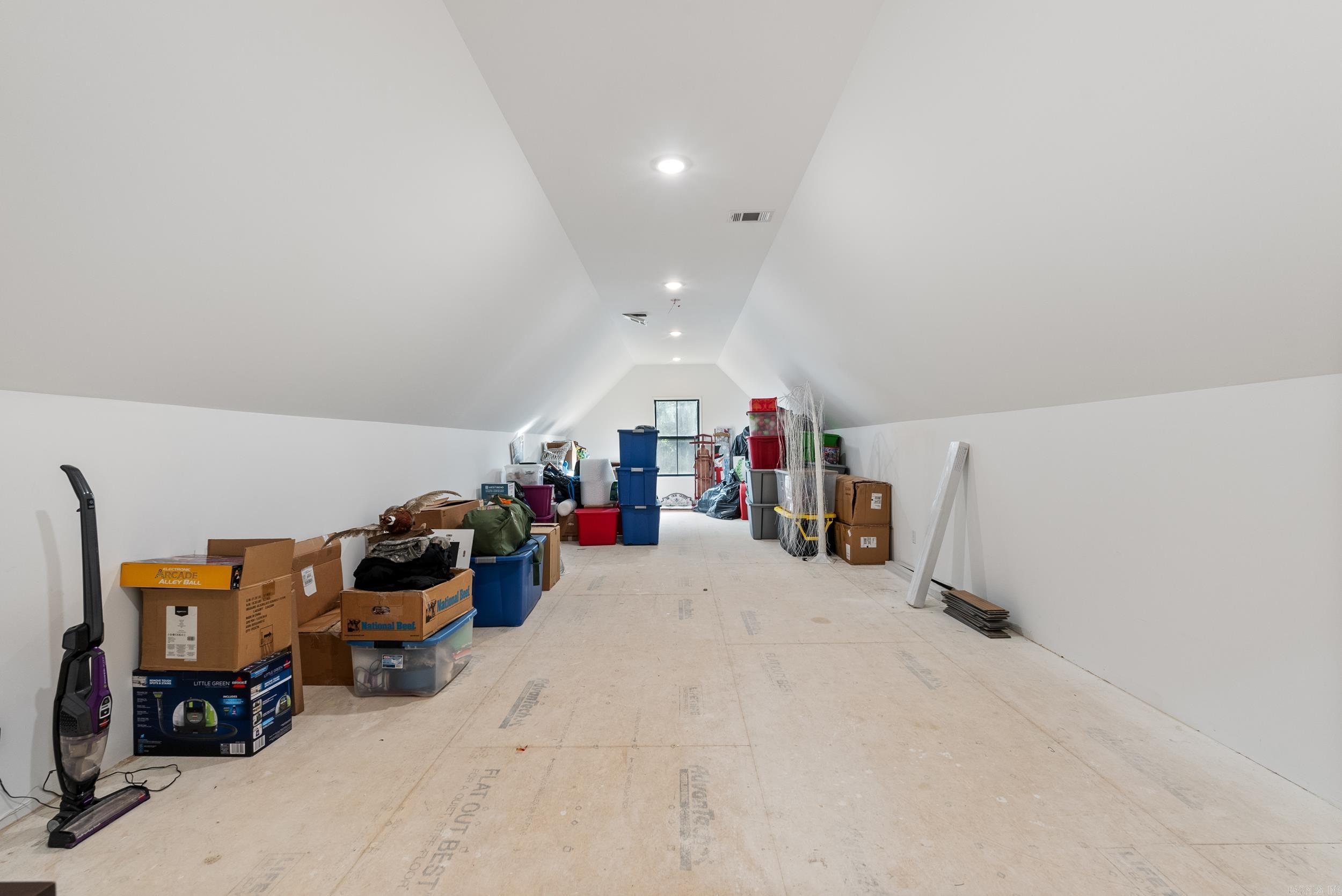 ARKANSAS HGTS - Residential