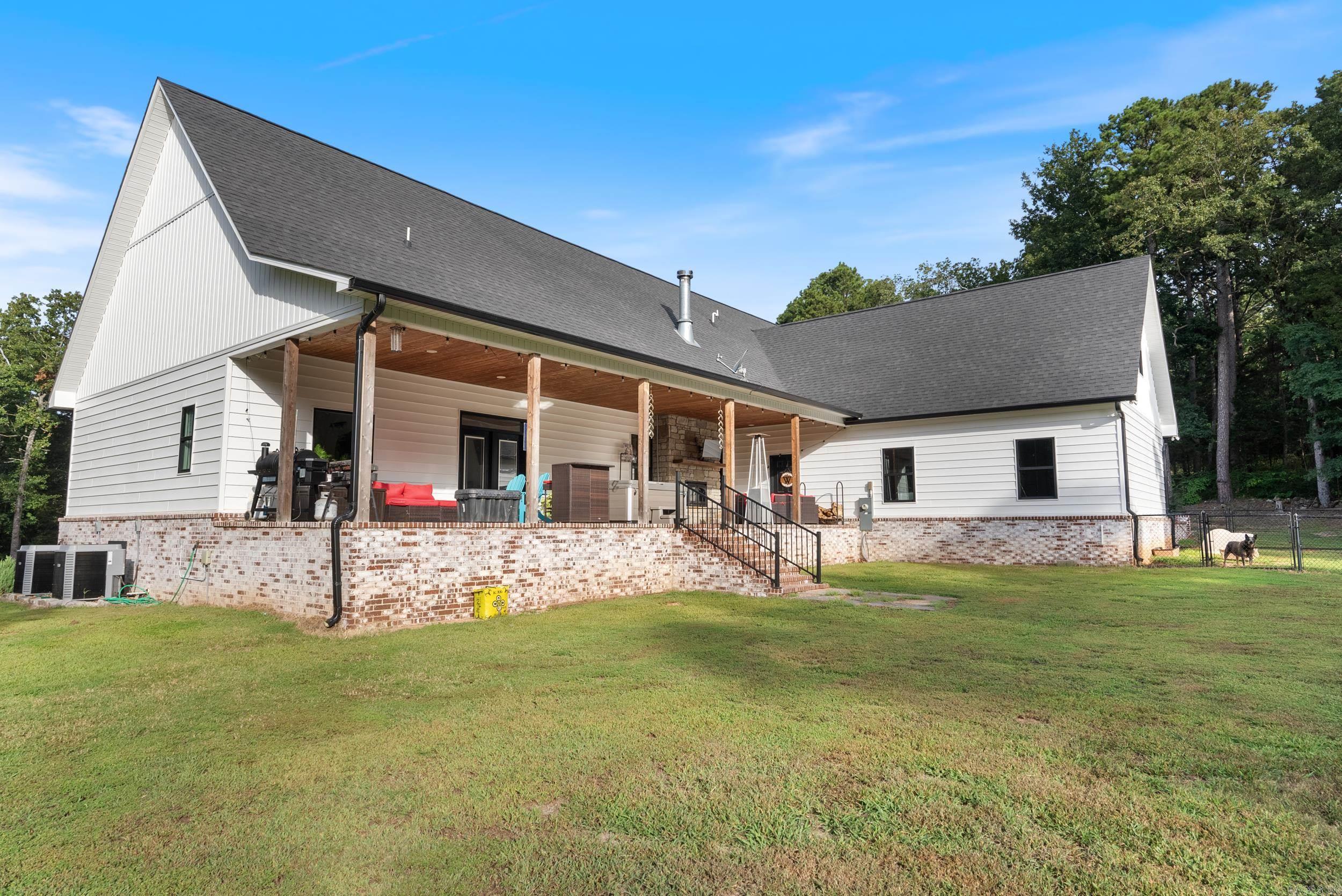 ARKANSAS HGTS - Residential