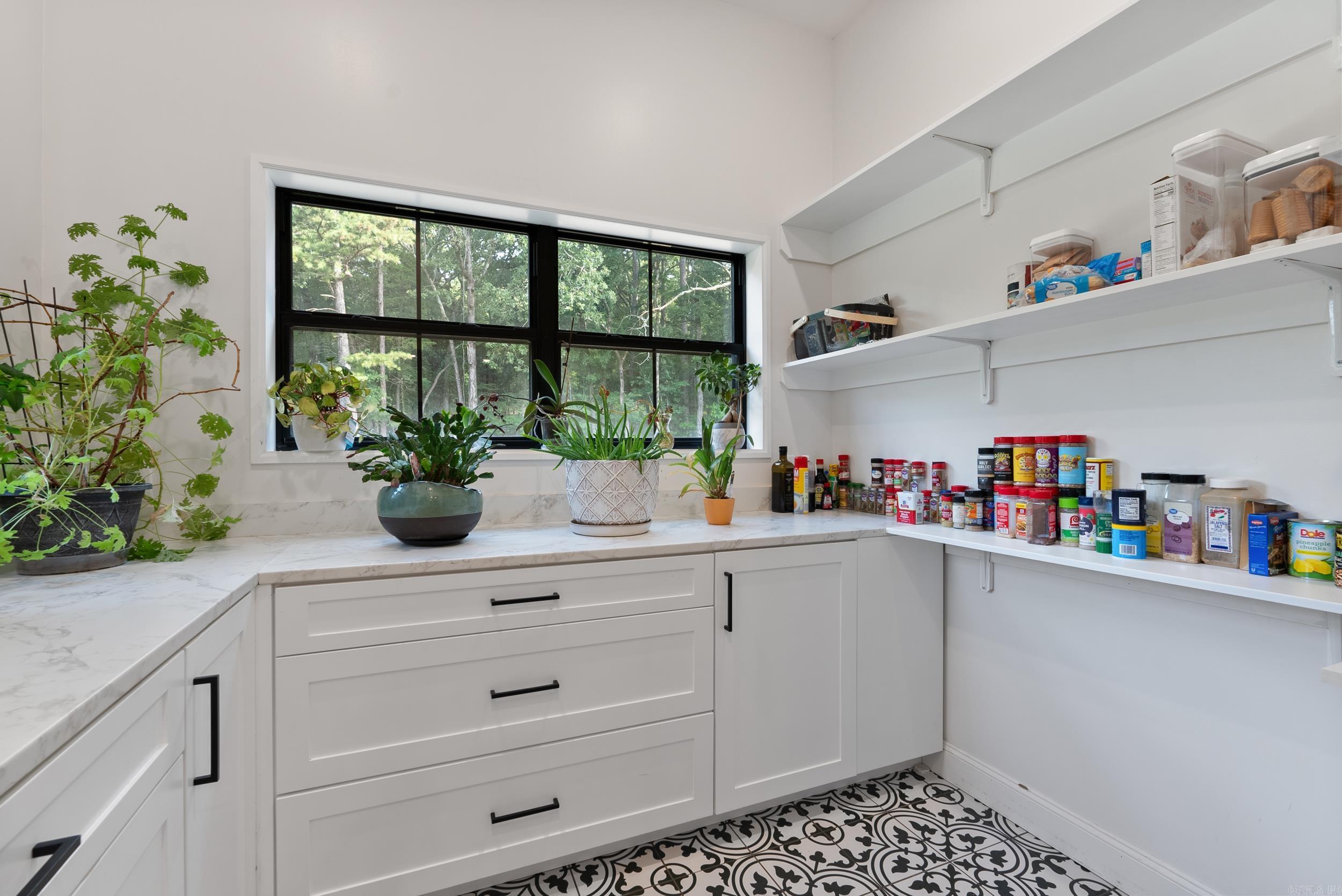 ARKANSAS HGTS - Residential