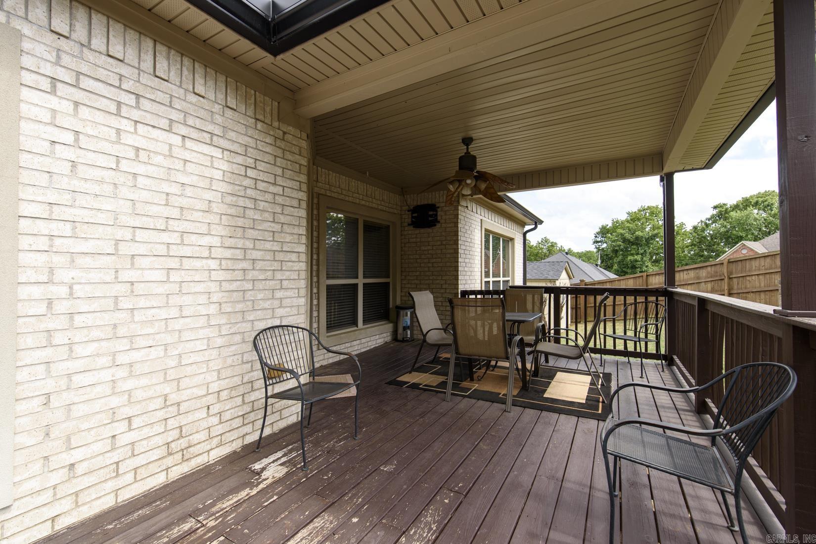 OAKBROOKE - Residential