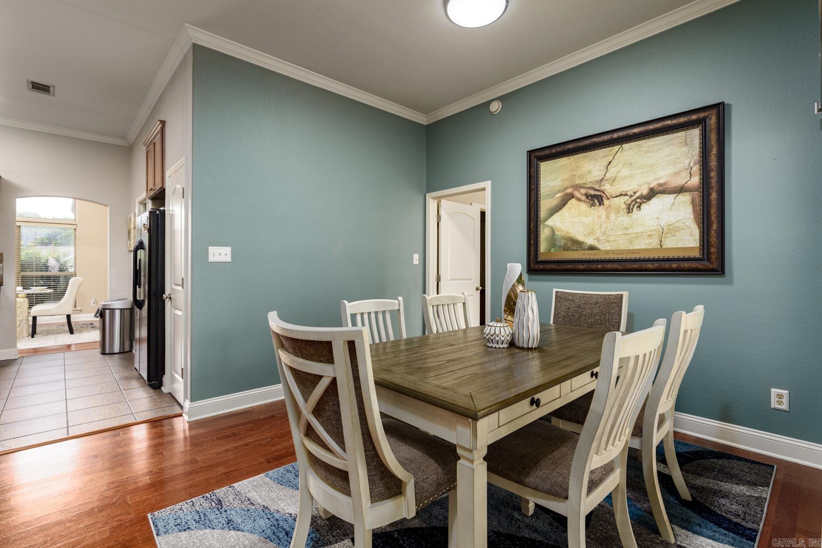 OAKBROOKE - Residential