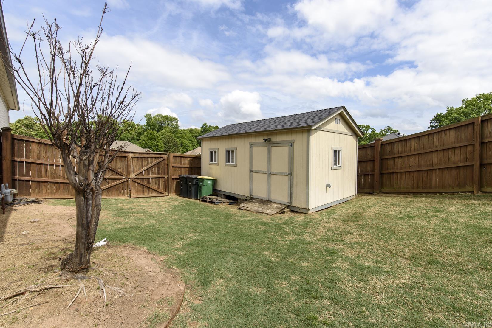 OAKBROOKE - Residential