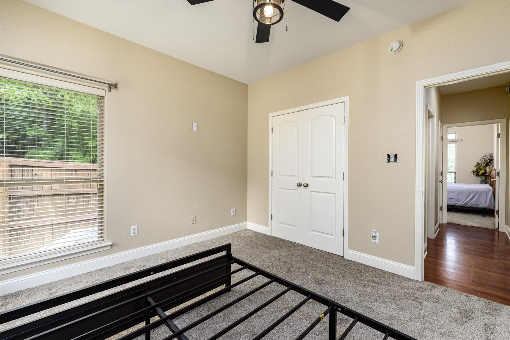 OAKBROOKE - Residential