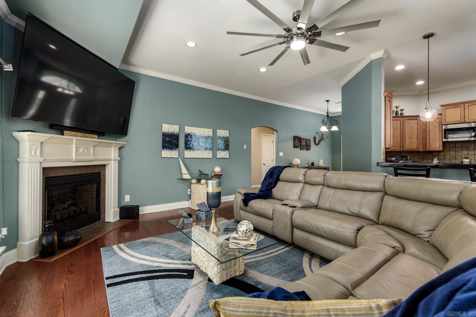 OAKBROOKE - Residential