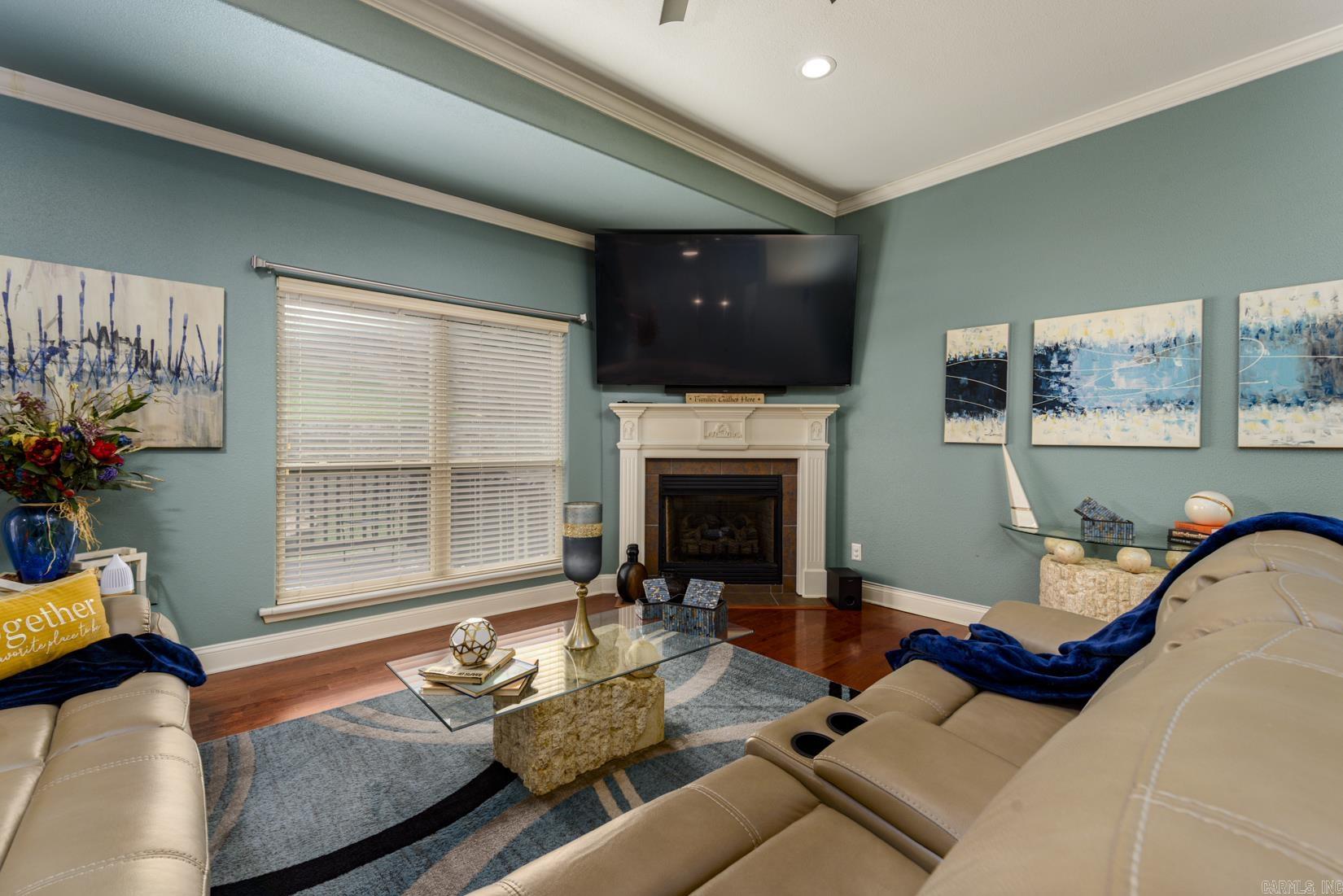 OAKBROOKE - Residential