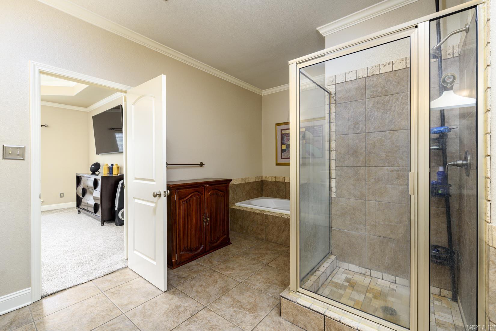 OAKBROOKE - Residential