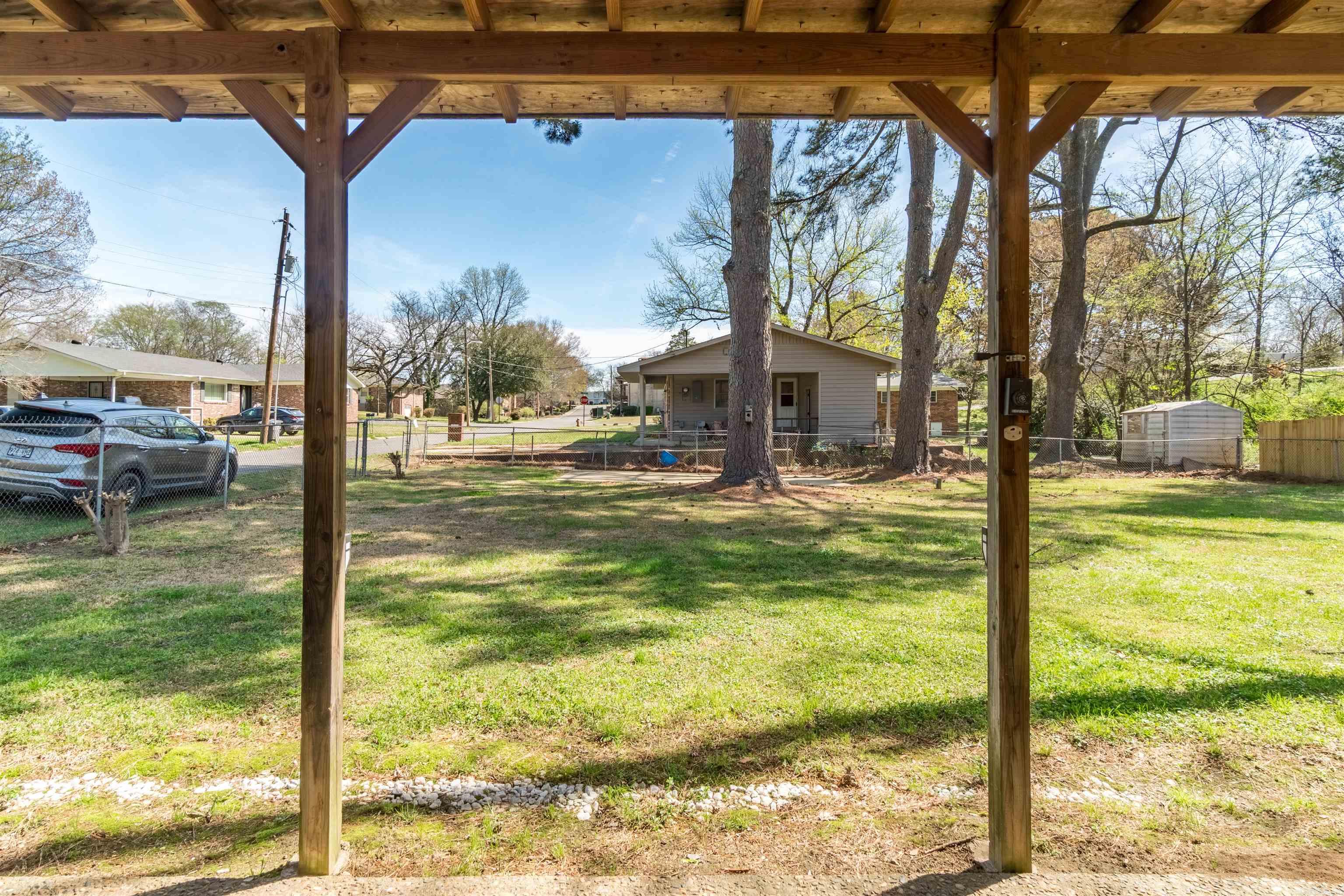 BROWNS - Residential