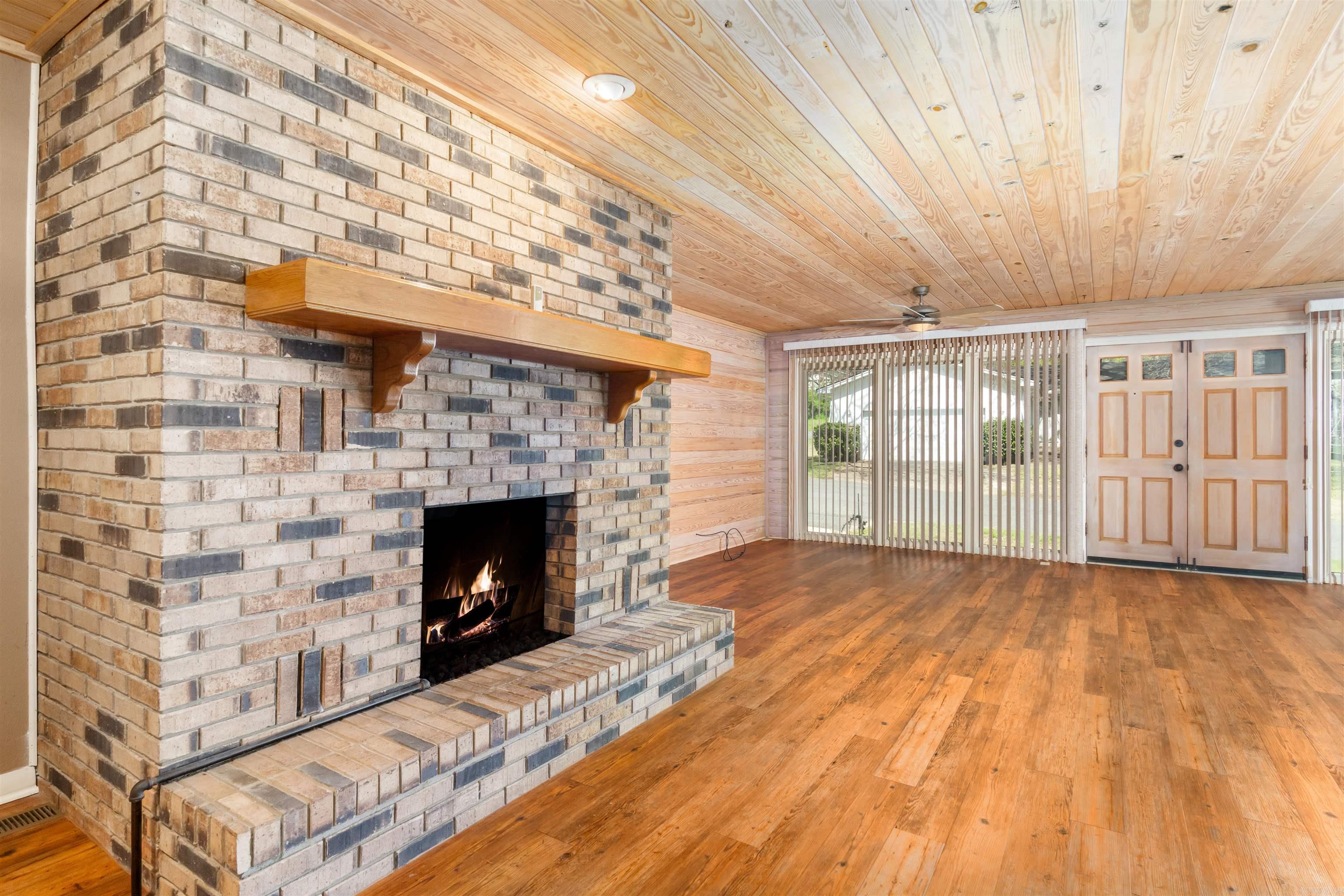 BROWNS - Residential