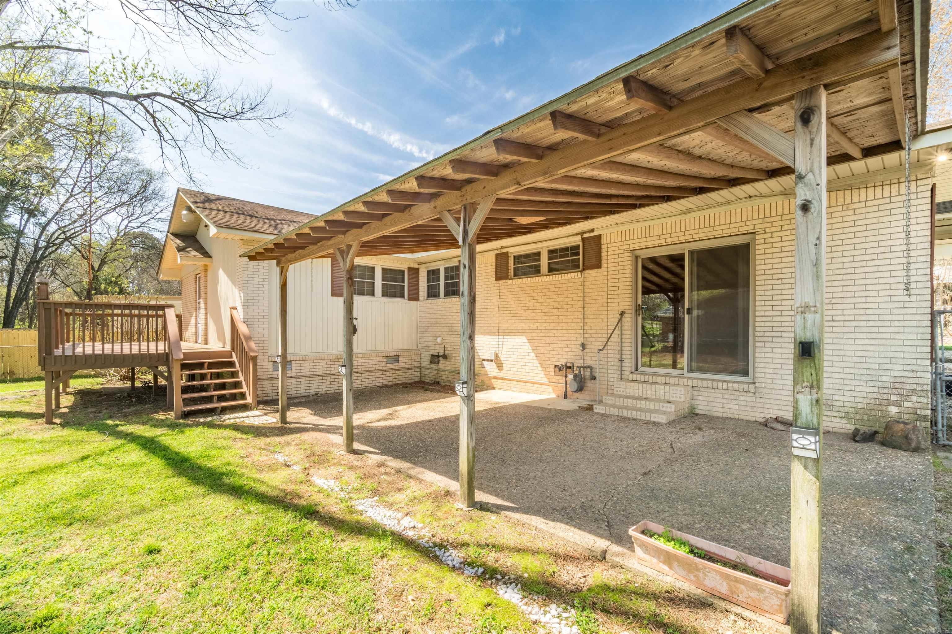 BROWNS - Residential