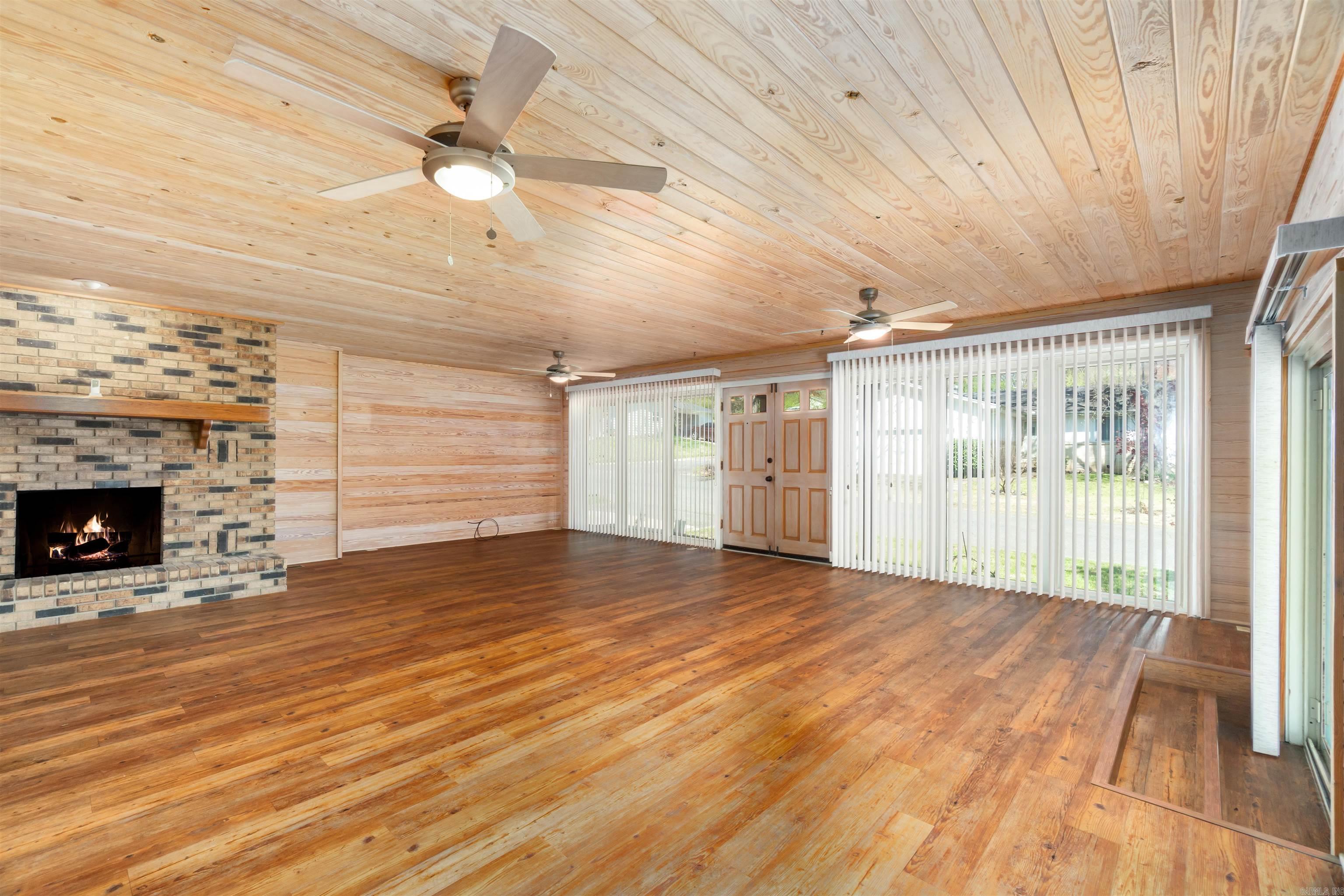 BROWNS - Residential