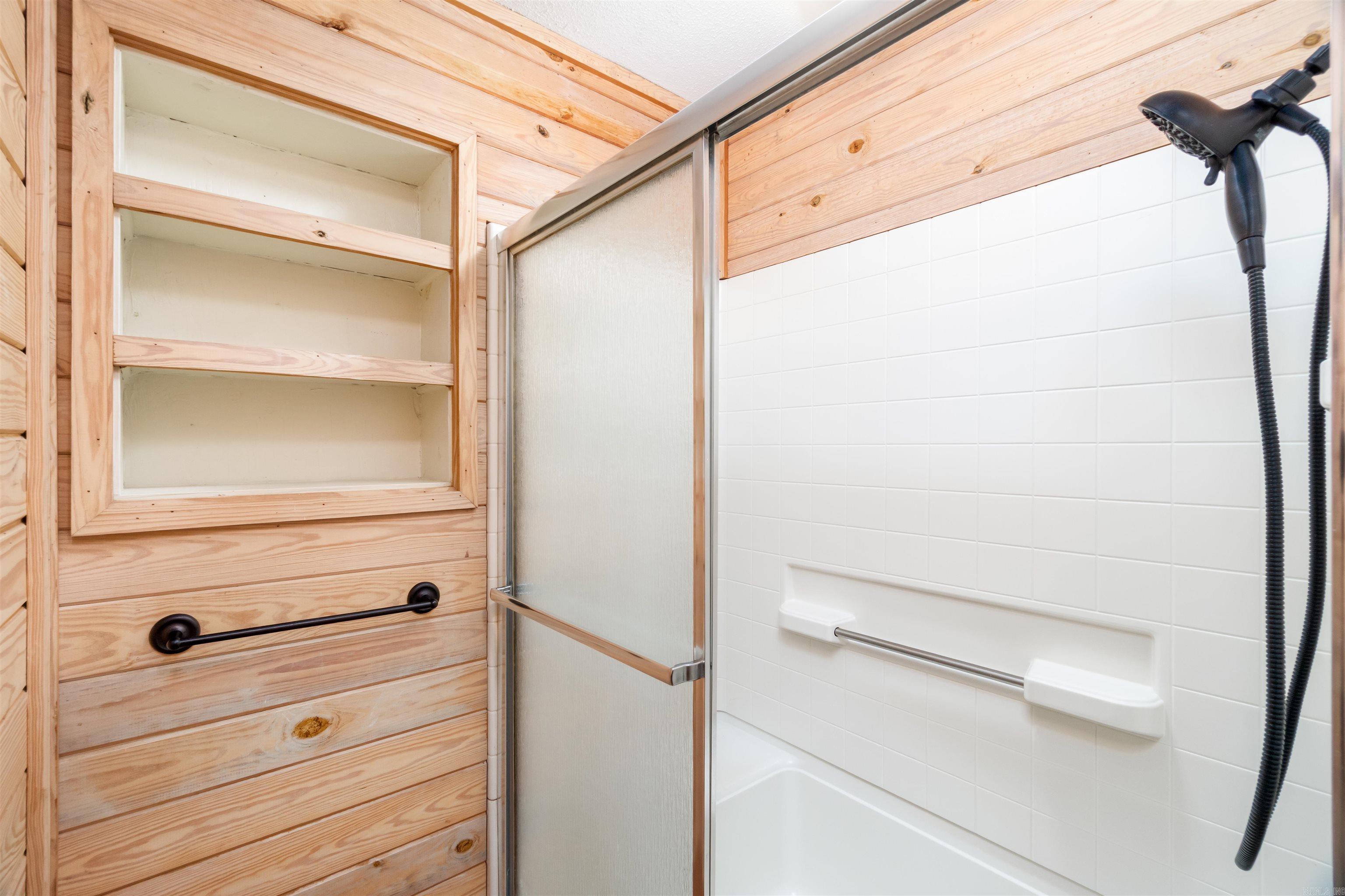 BROWNS - Residential