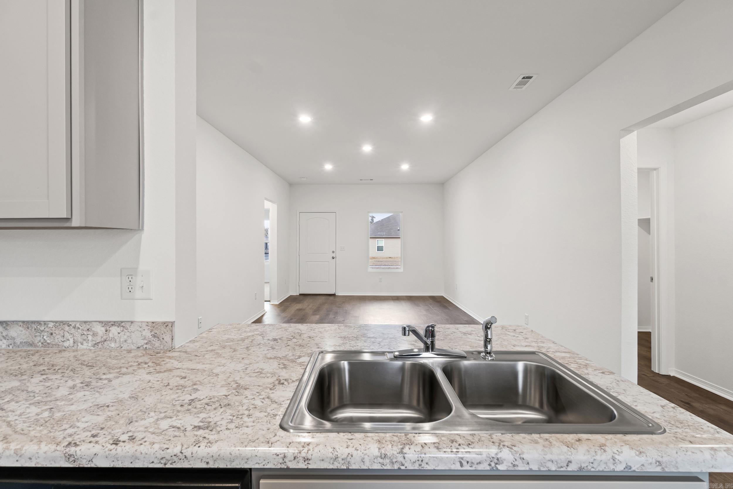 TRAMMEL ESTATES - Residential