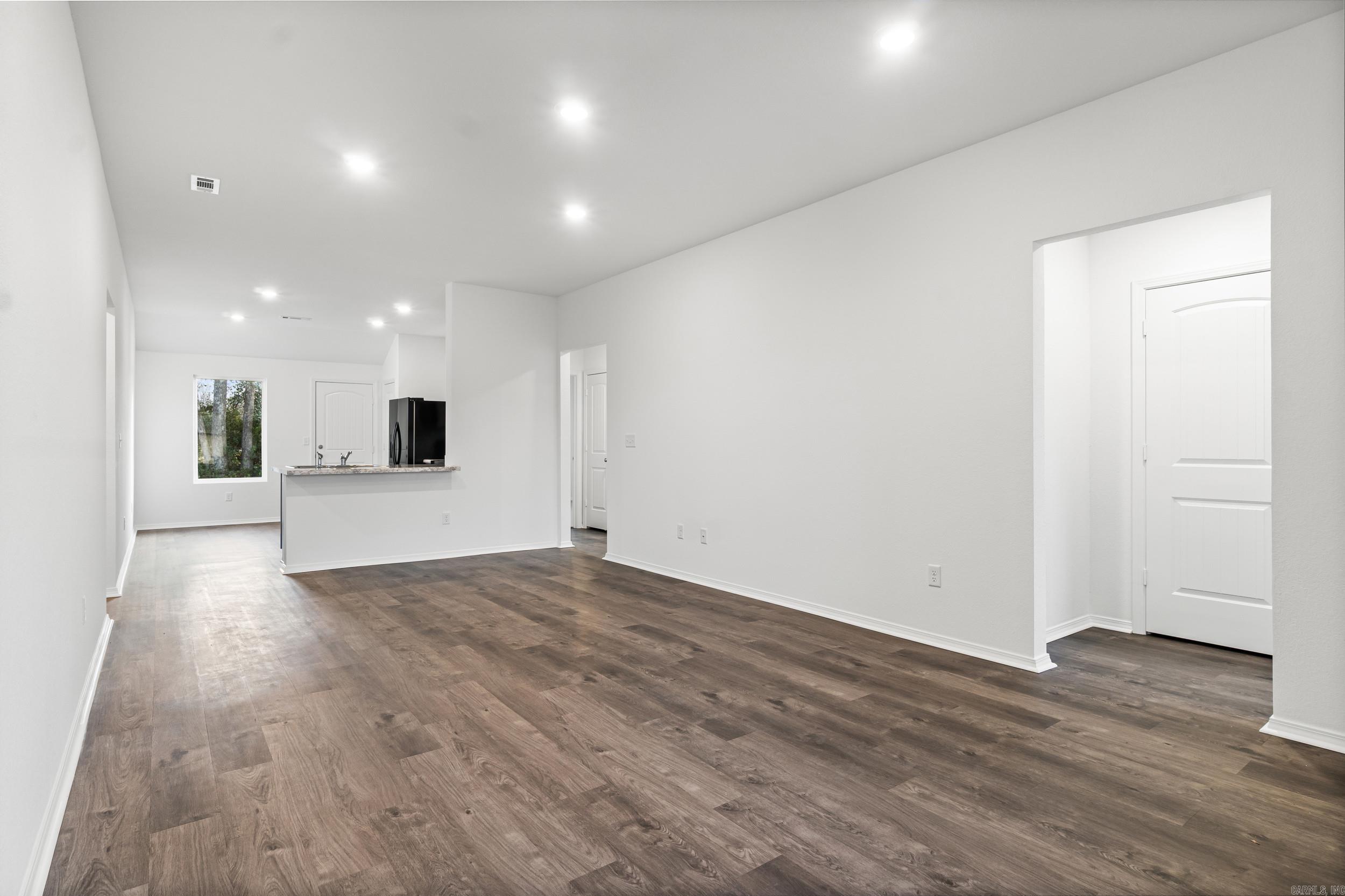 TRAMMEL ESTATES - Residential