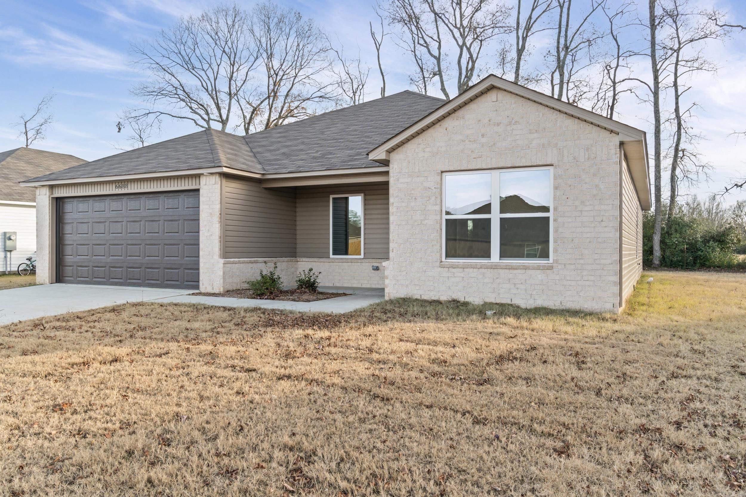 TRAMMEL ESTATES - Residential