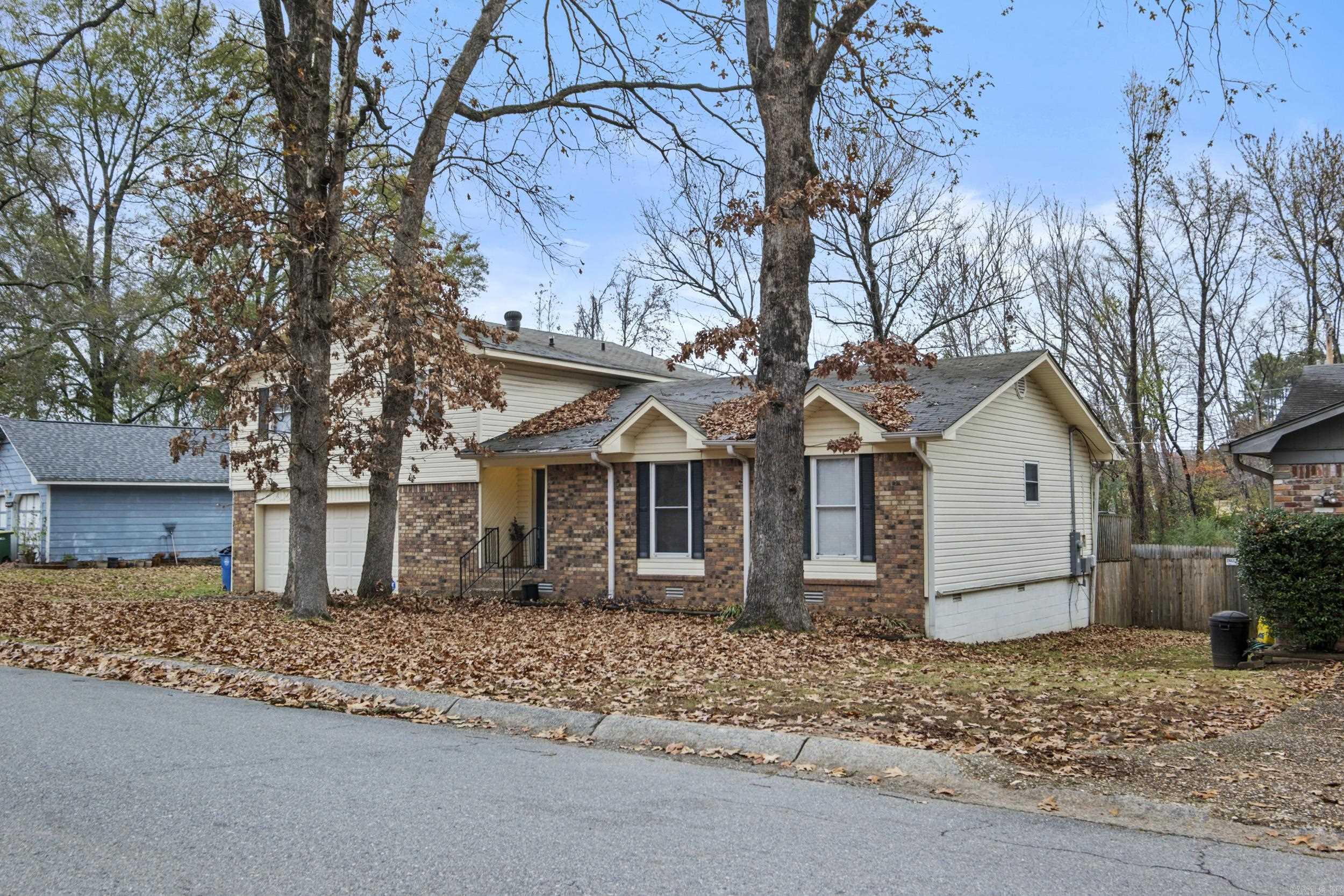 GREEN HILLS - Residential