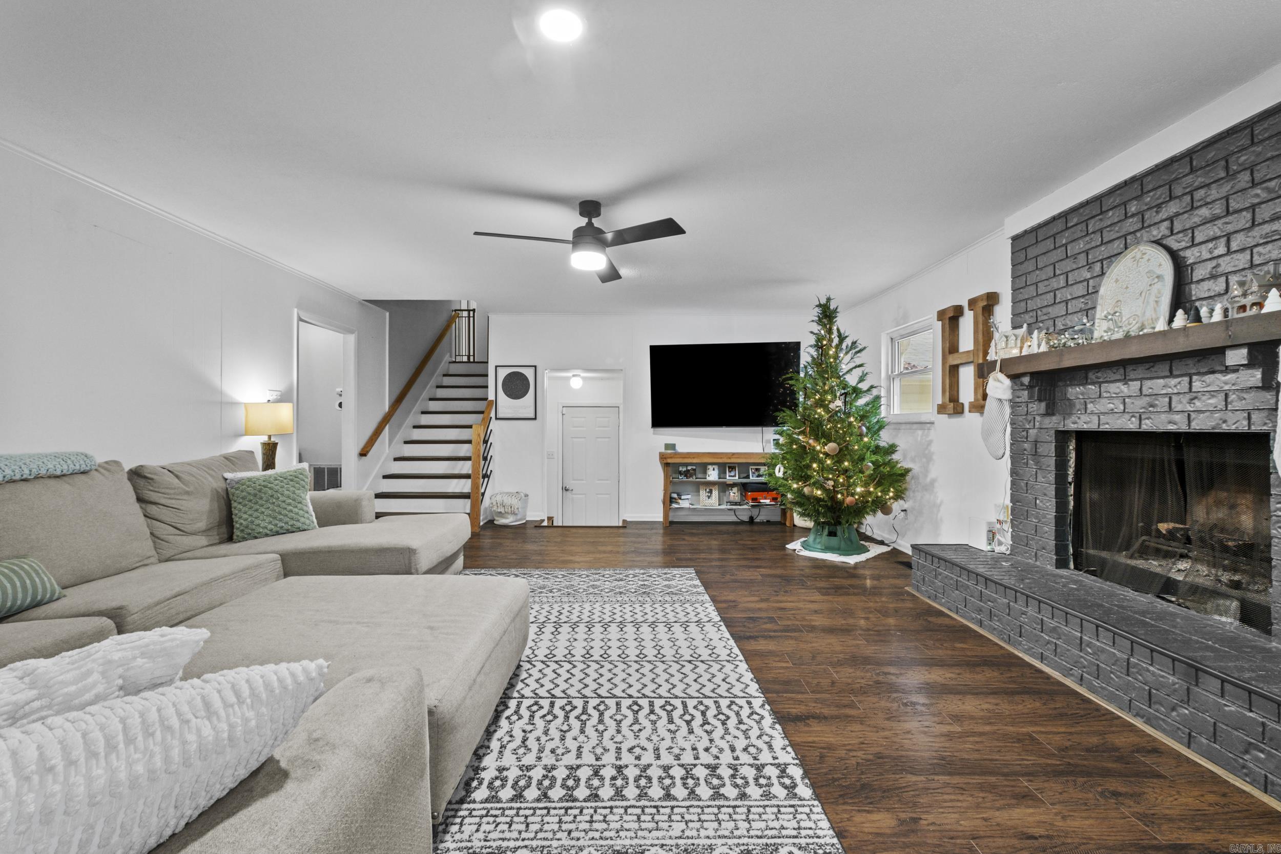 GREEN HILLS - Residential