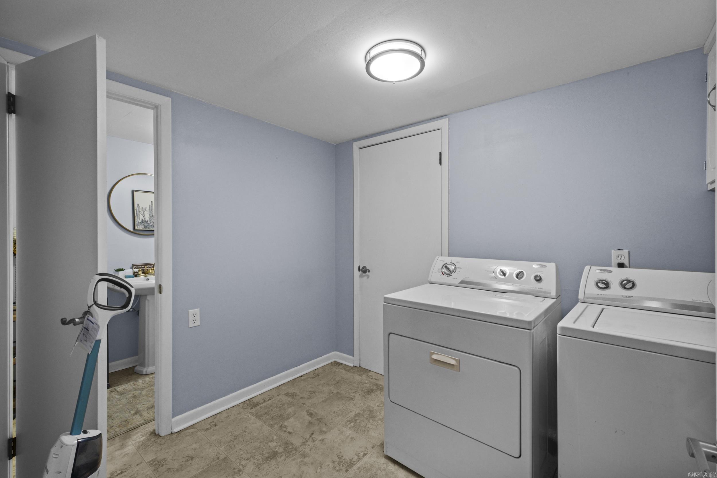 GREEN HILLS - Residential