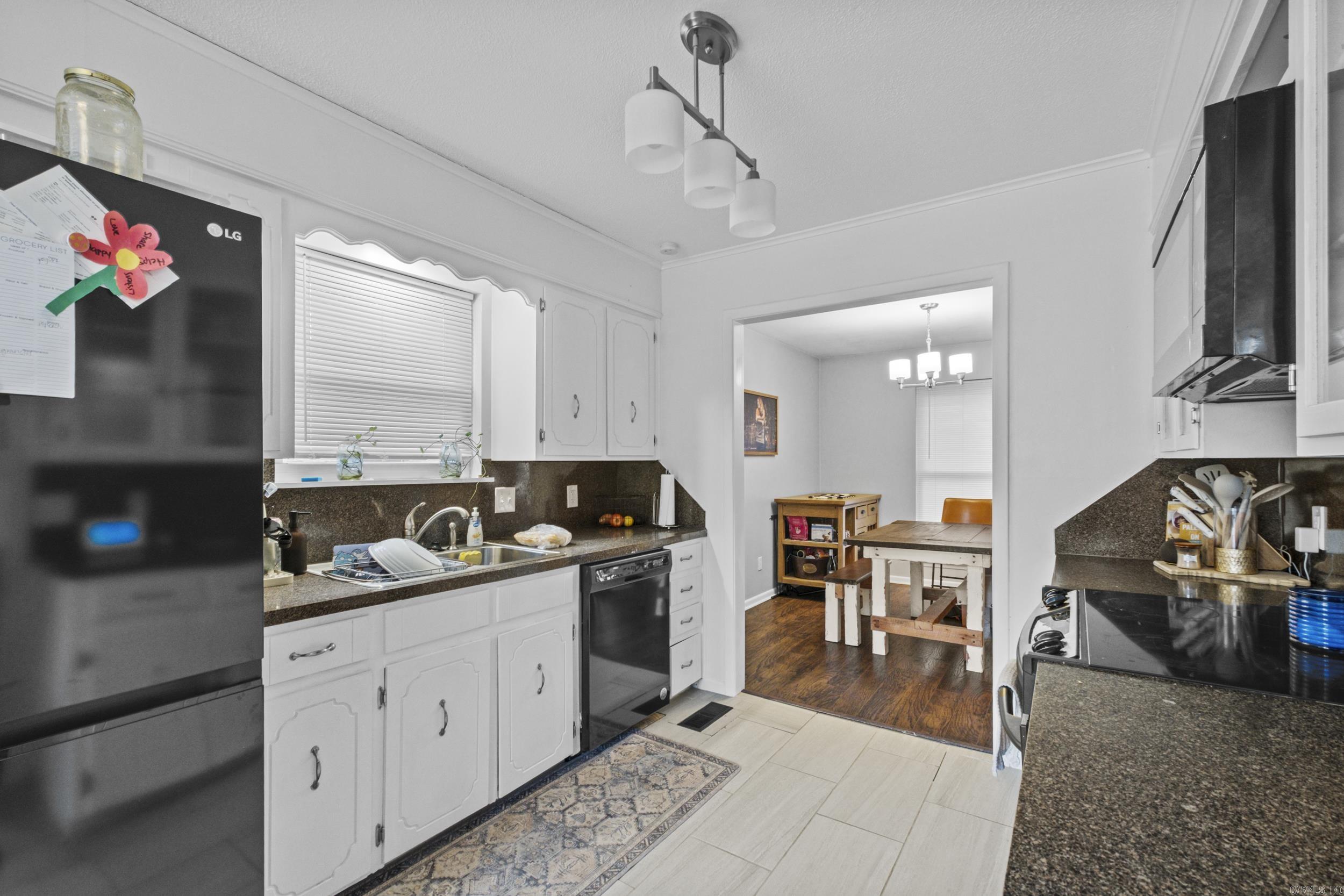 GREEN HILLS - Residential