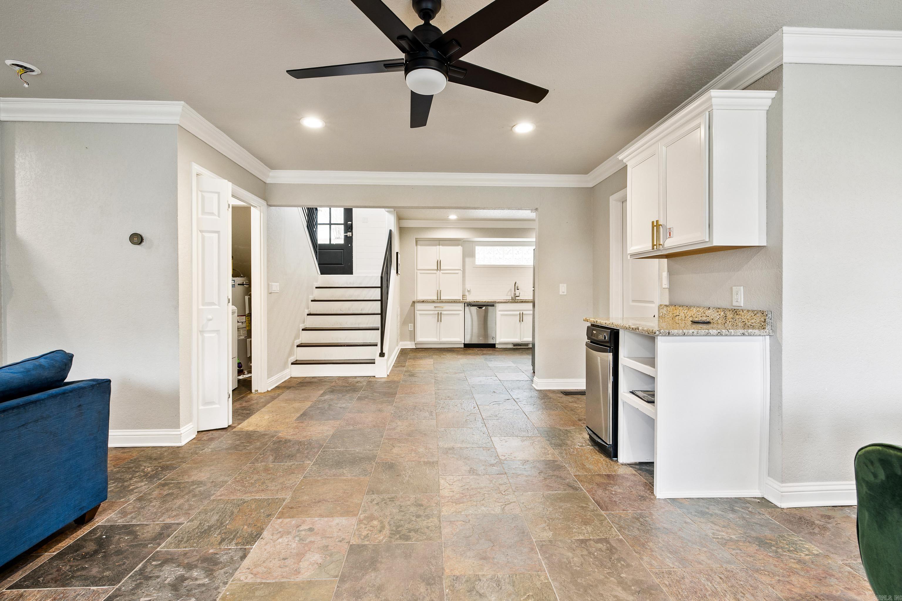 HOUSER-BANDY - Residential