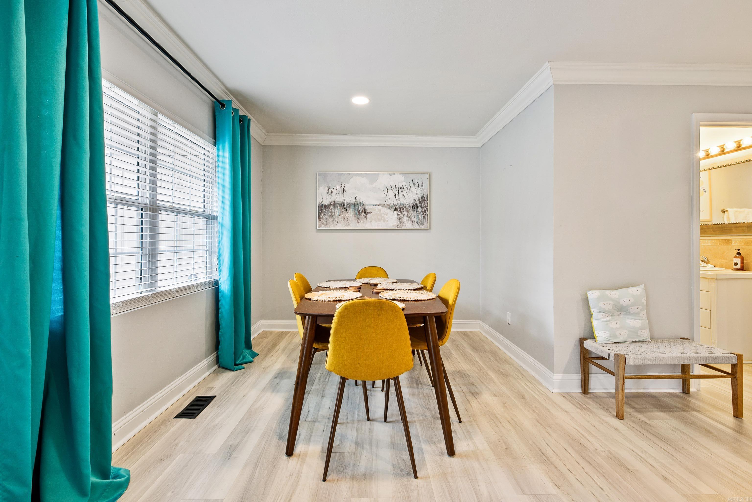 HOUSER-BANDY - Residential