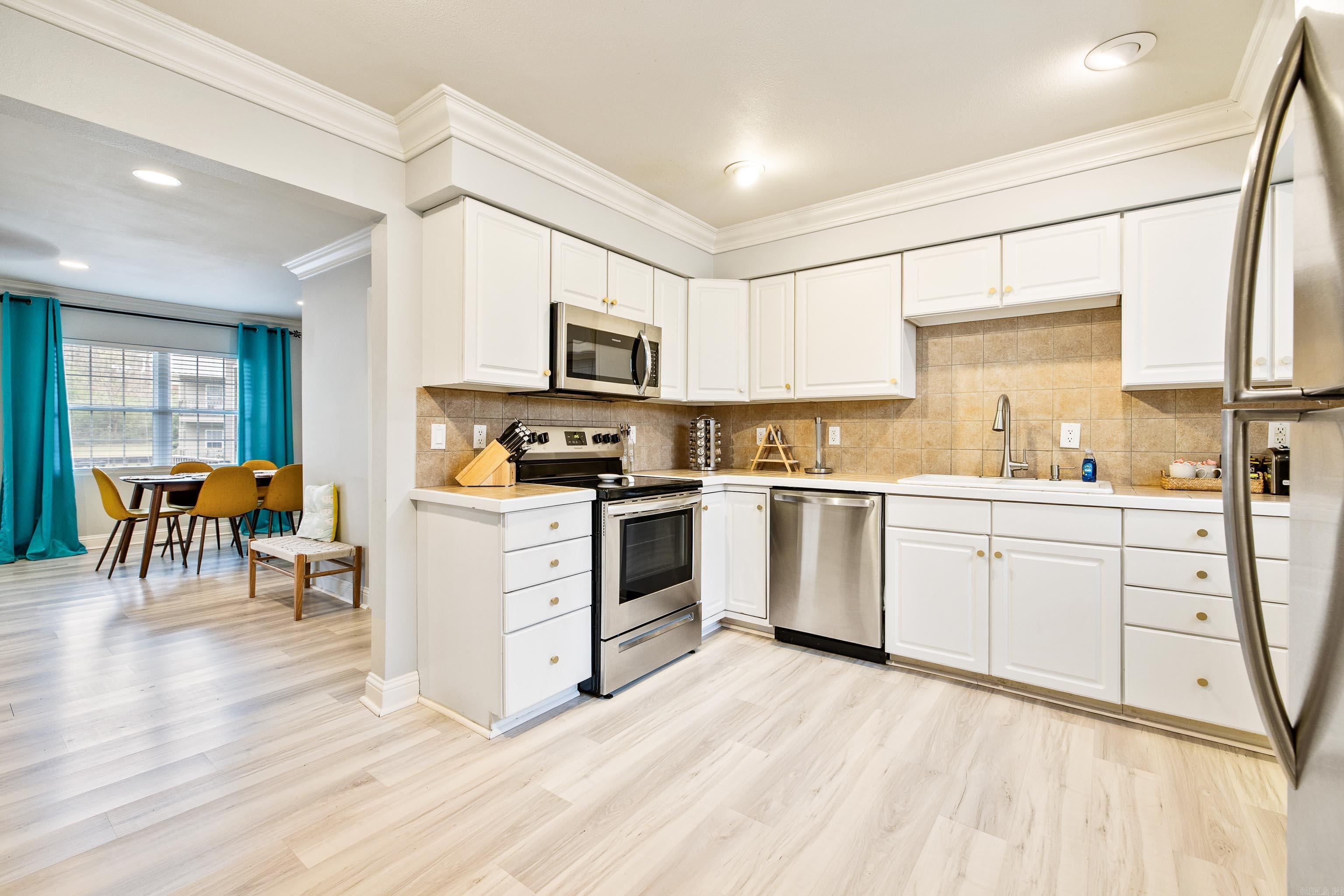 HOUSER-BANDY - Residential