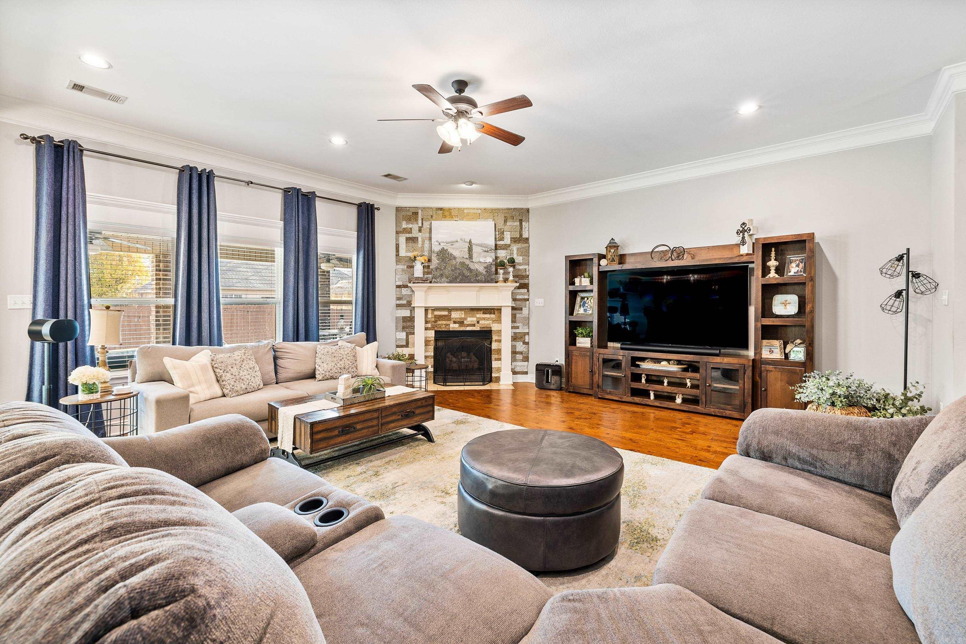 HICKORY HEIGHTS - Residential