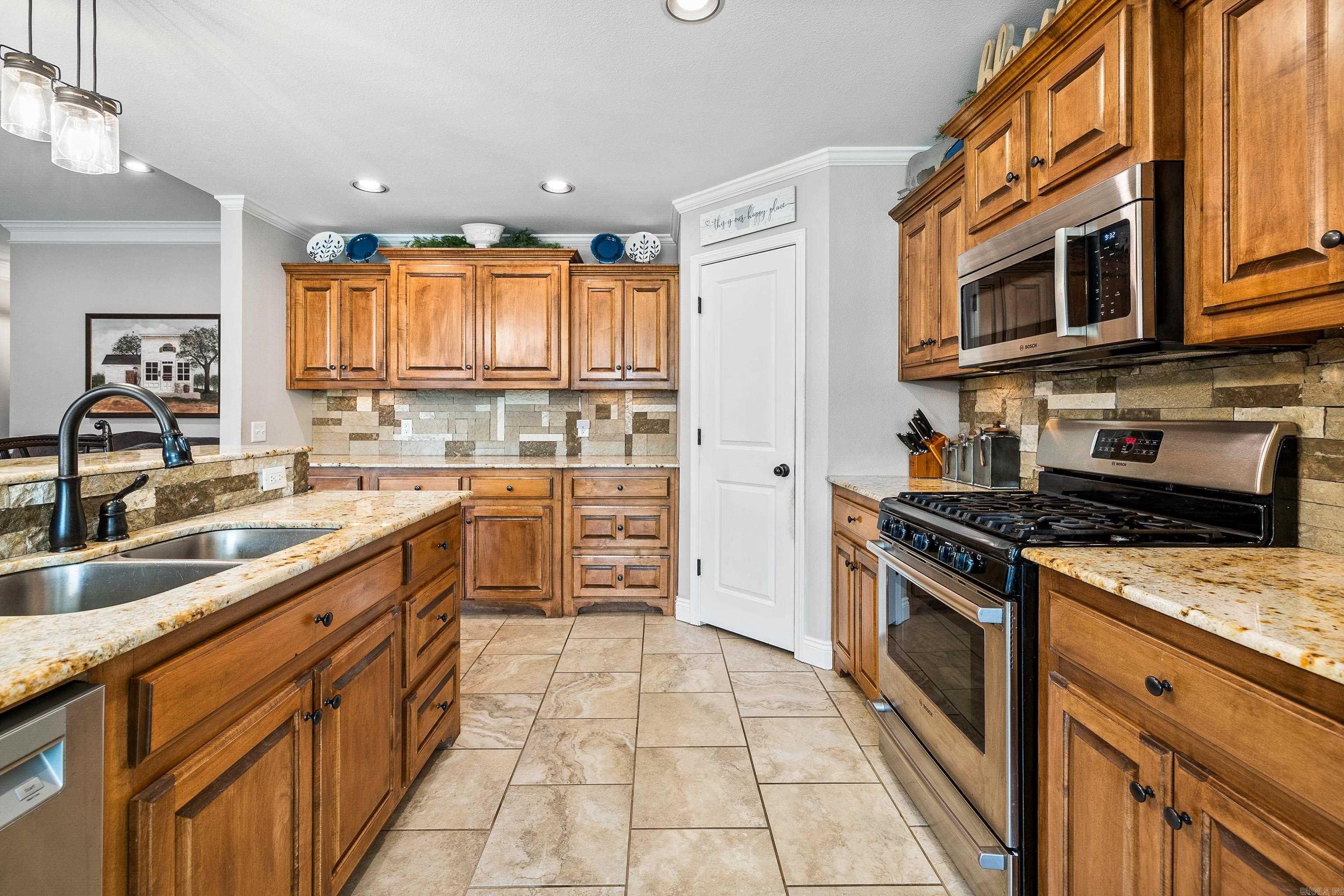 HICKORY HEIGHTS - Residential