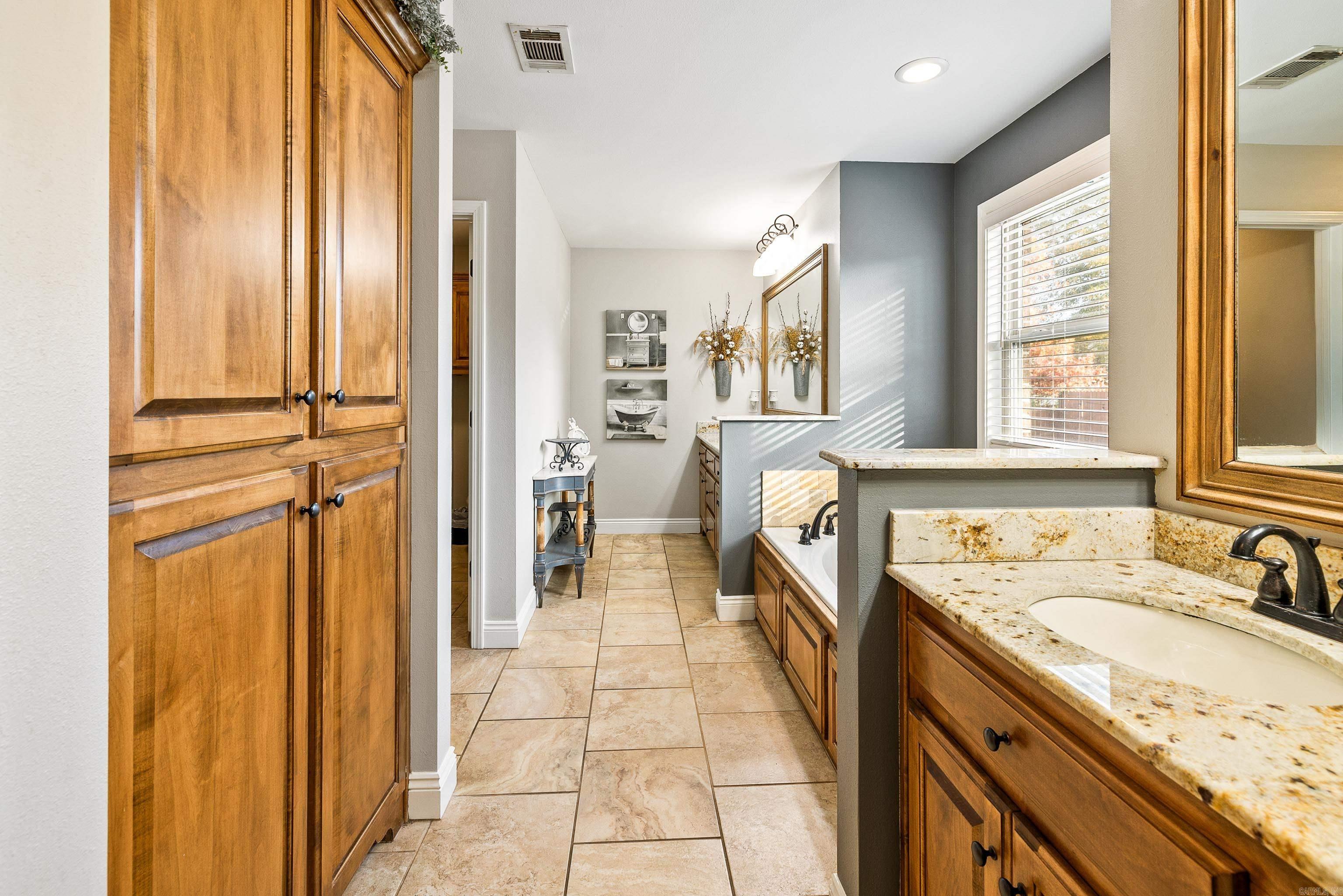 HICKORY HEIGHTS - Residential