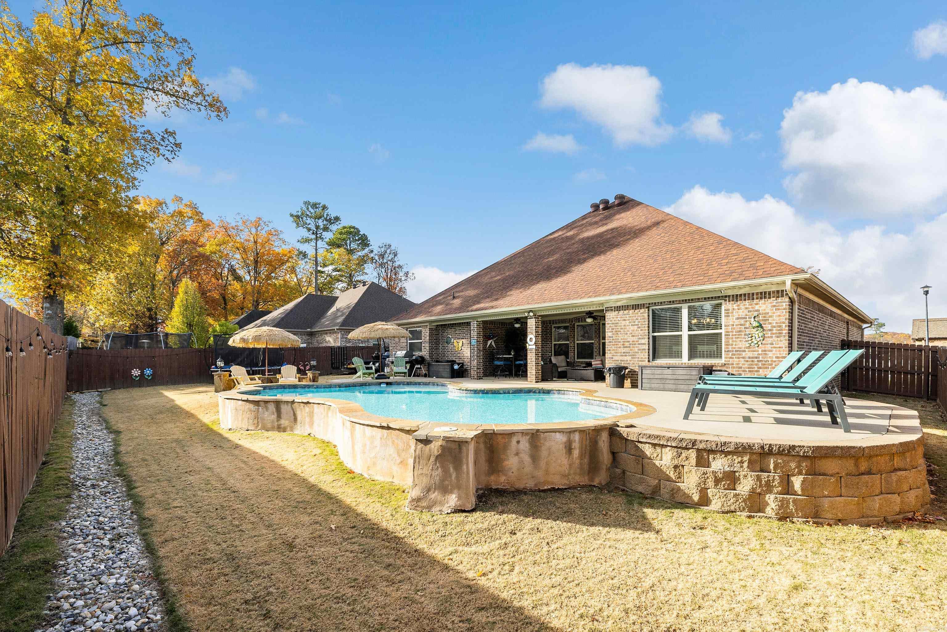 HICKORY HEIGHTS - Residential