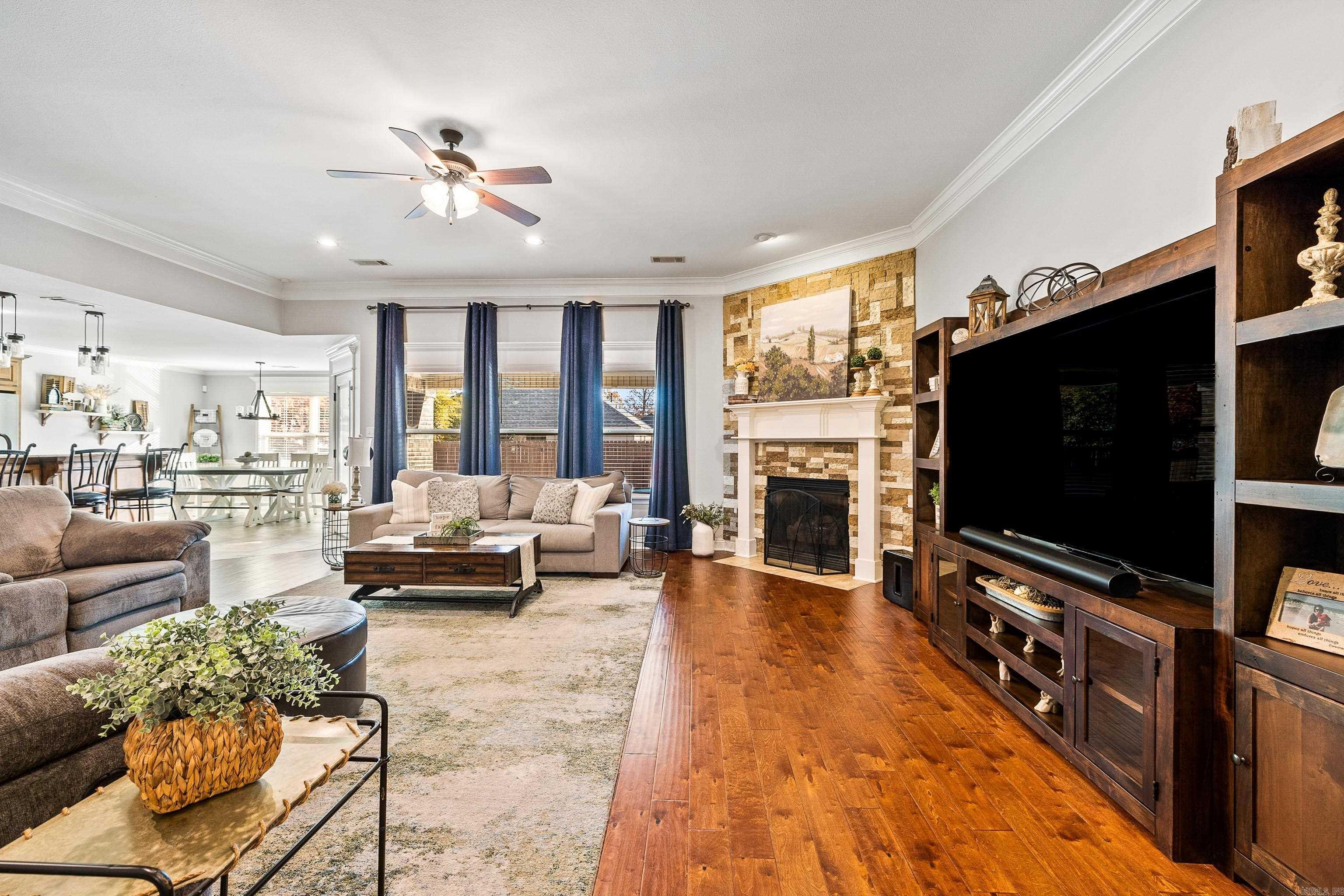 HICKORY HEIGHTS - Residential