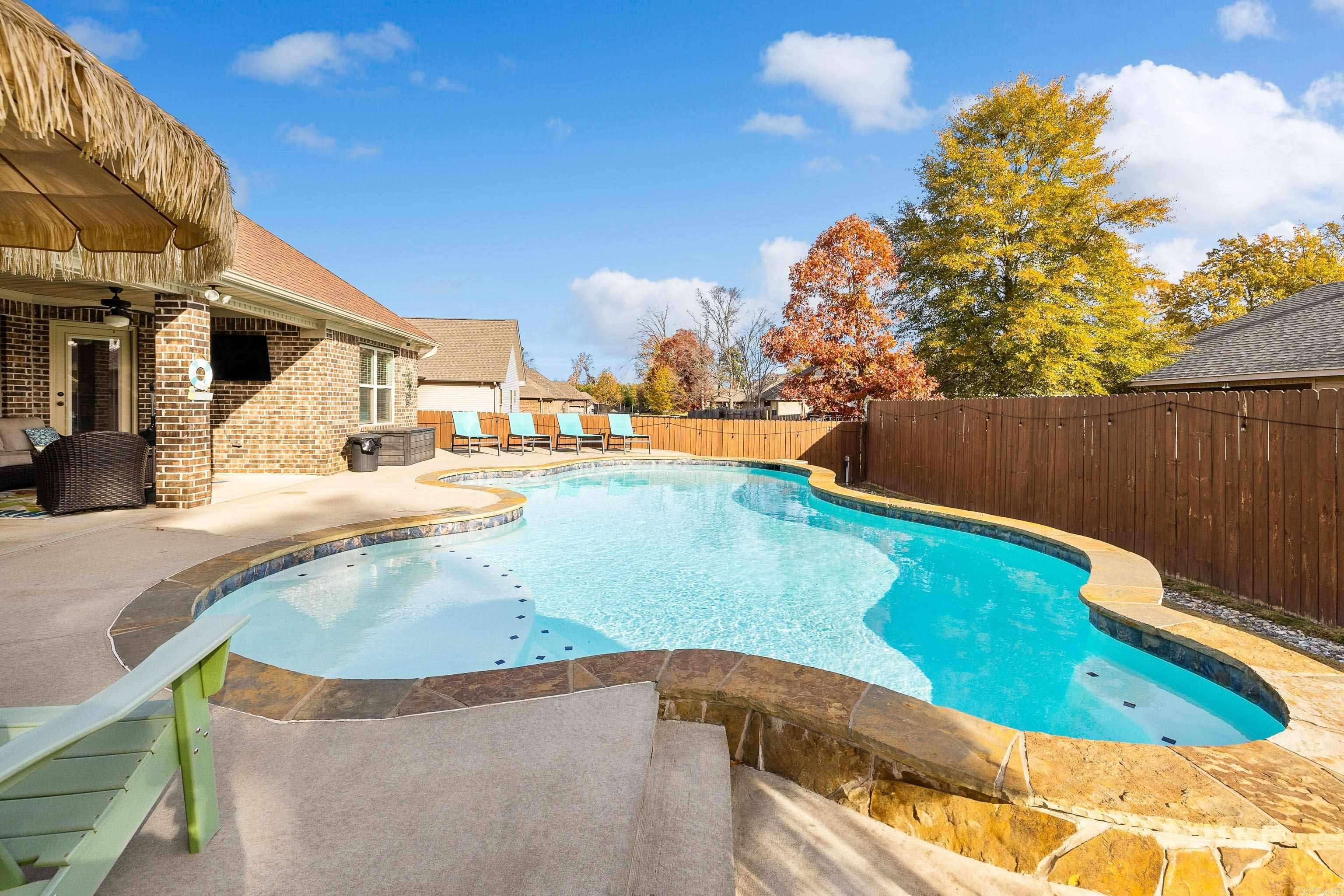 HICKORY HEIGHTS - Residential