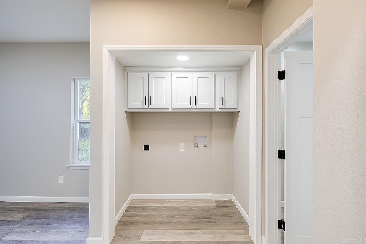 CLIFTONS ADDN - Residential