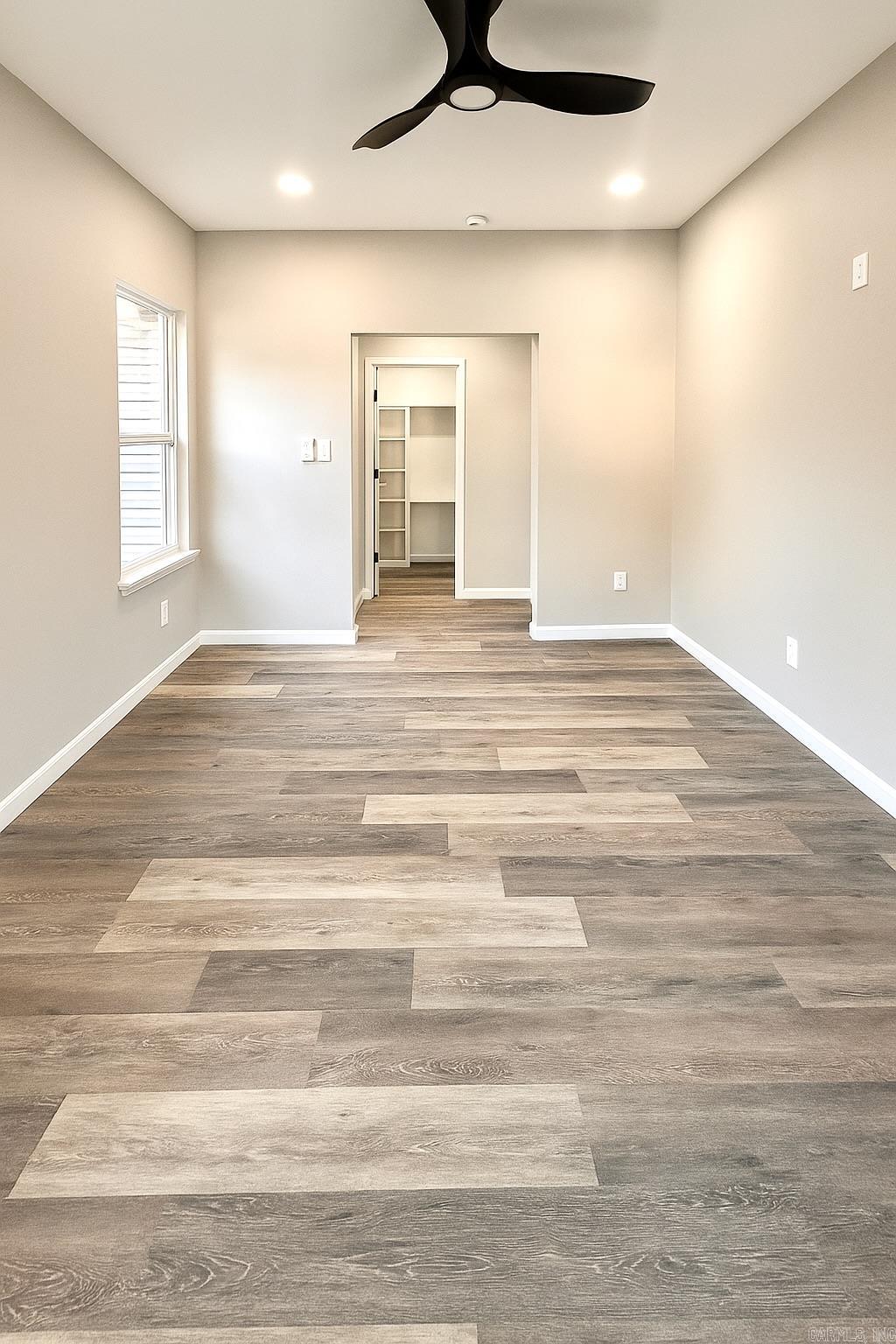 CLIFTONS ADDN - Residential